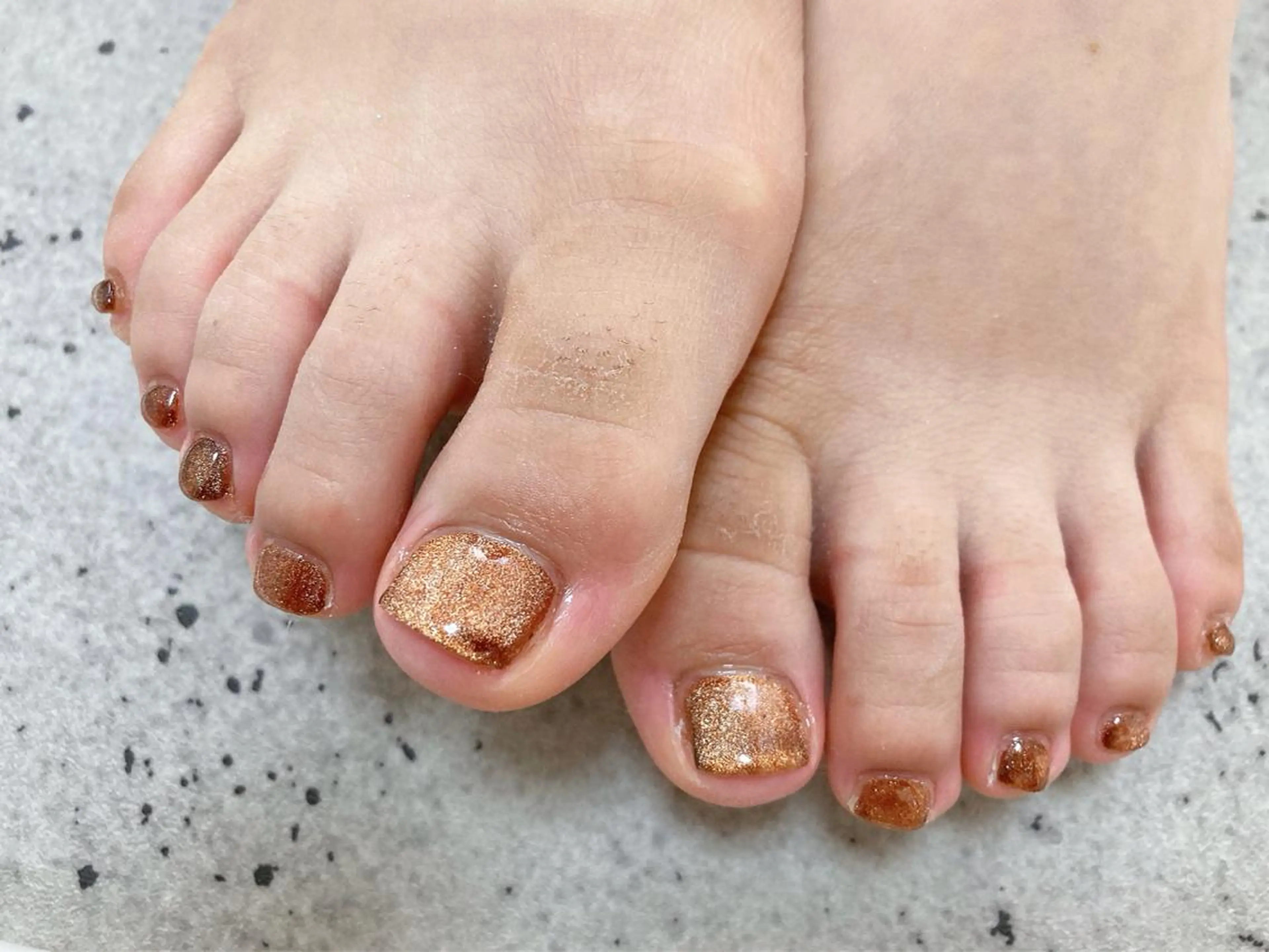 ネイル フットネイル マグネットネイル フットネイル mogunail &blowのネイルデザイン