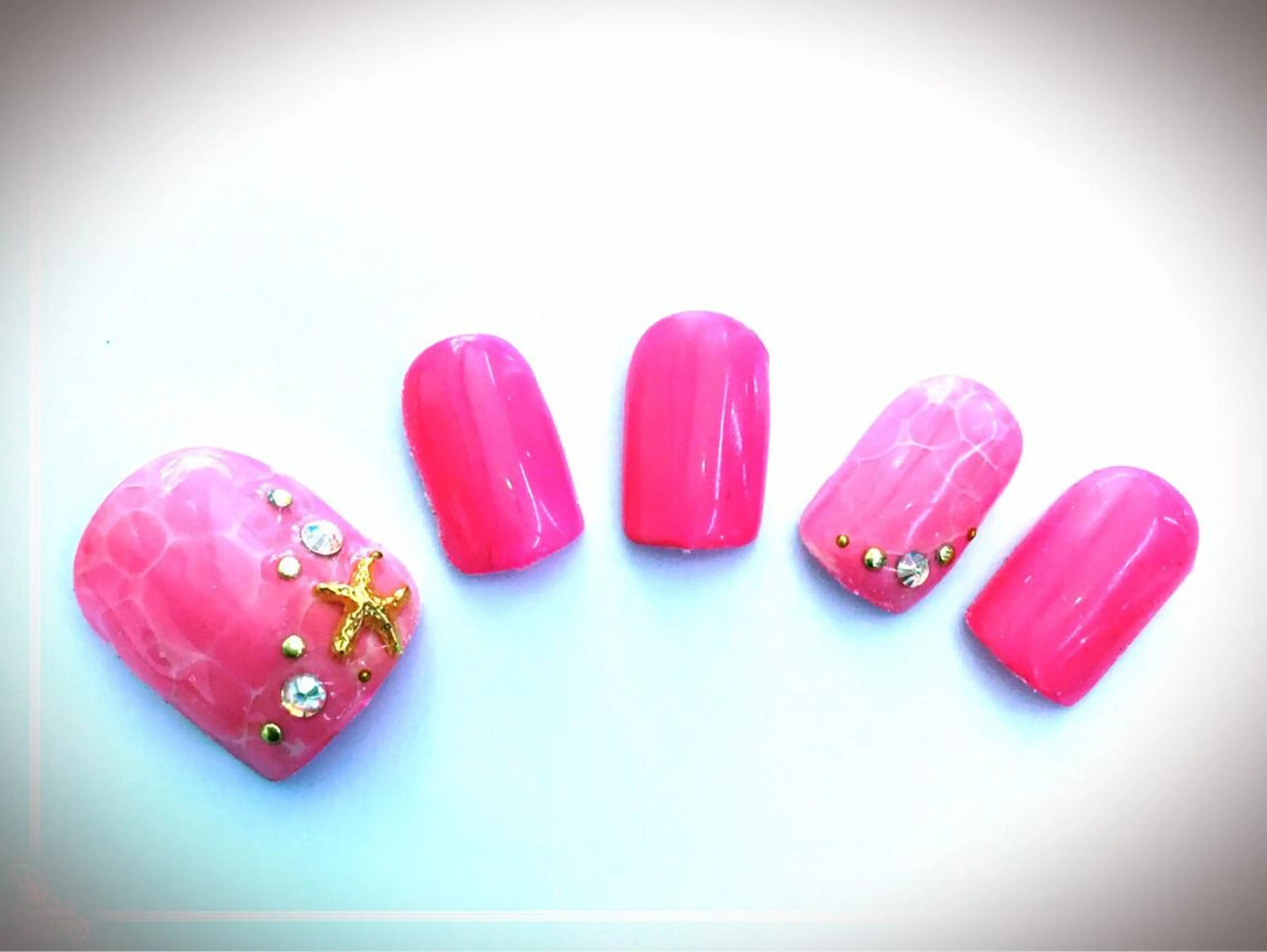 ネイル e.nail所属・和賀井 恵理のネイルデザイン