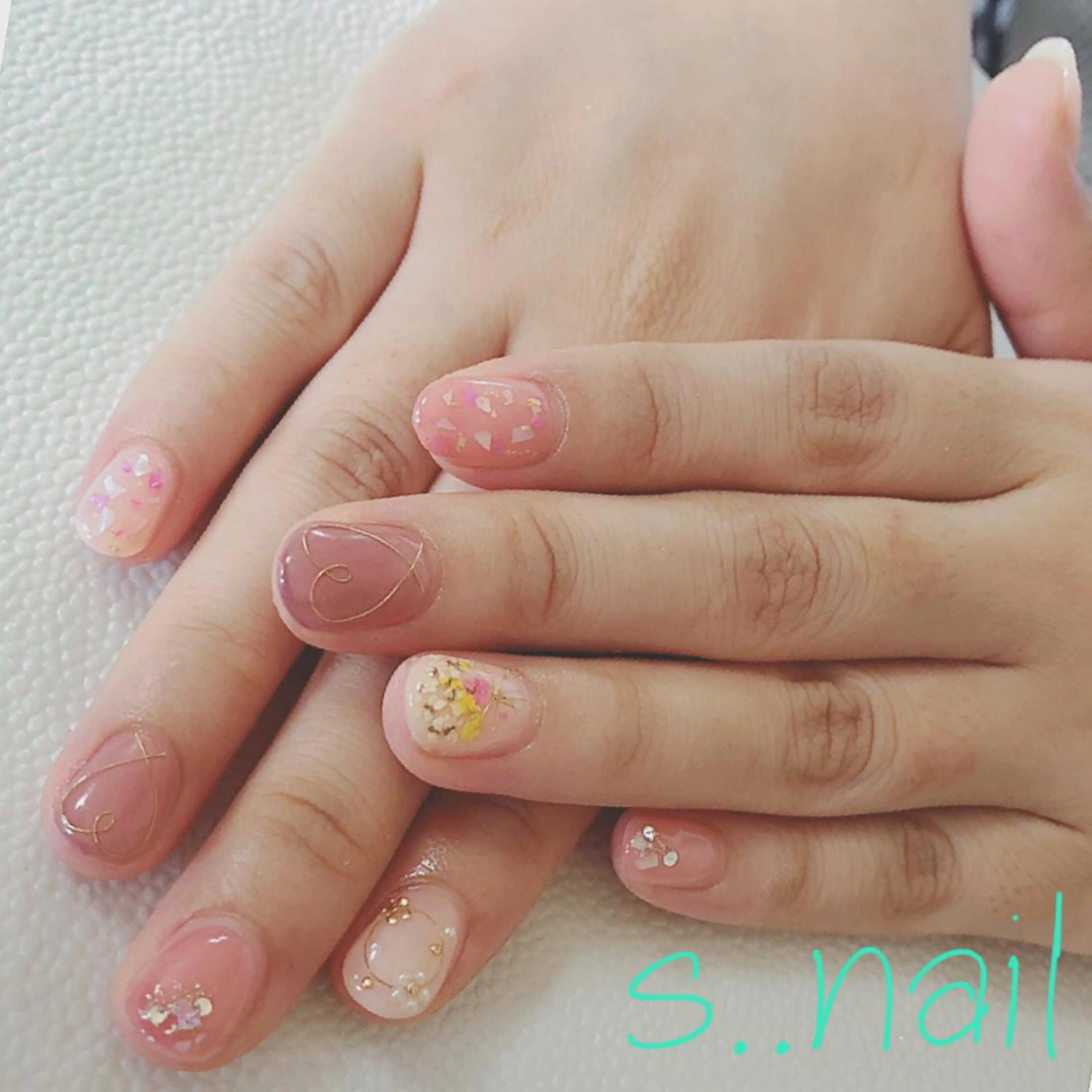 ネイル 持ち込み ハンドネイル フットネイル s..nail / MORITAのネイルデザイン