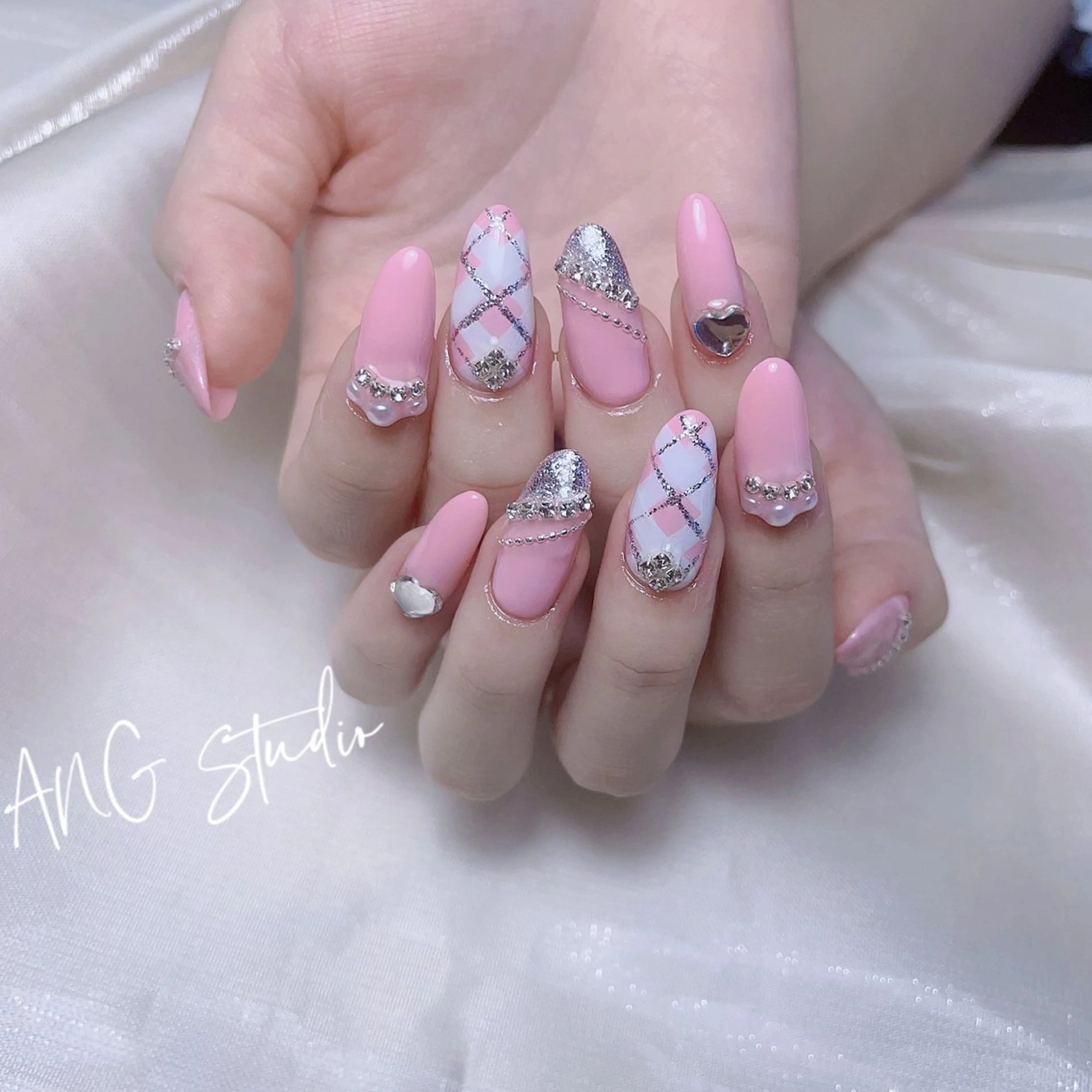 ネイル ANG Studioのネイルデザイン