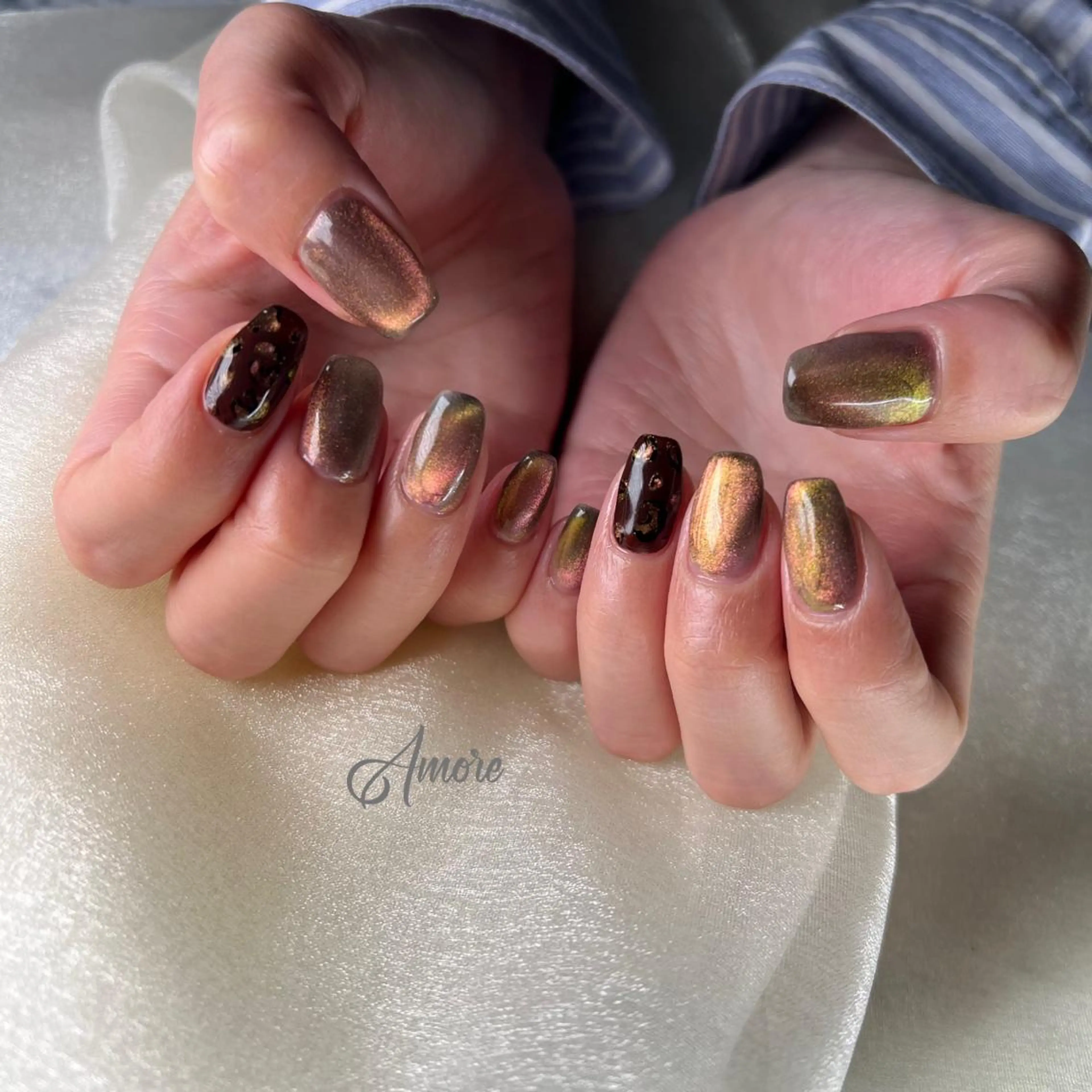 ネイル ジェルネイル 氷ネイル・うるうるネイル マグネットネイル ミラーネイル ニュアンスネイル You kyehwaのネイルデザイン