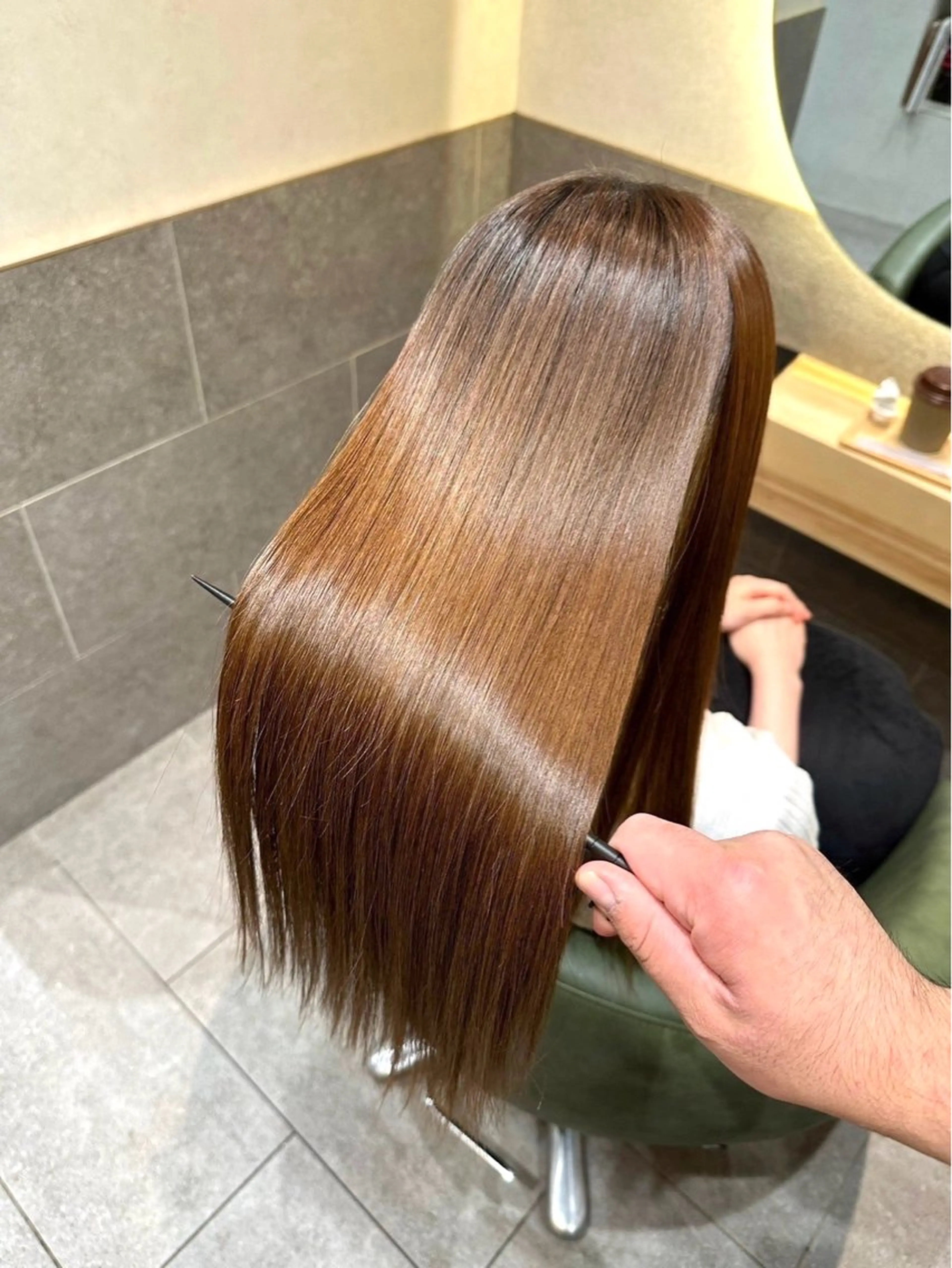 ロング カラー パーマ 【うねり/広がり/ 縮毛矯正】💟まなみのヘアスタイル