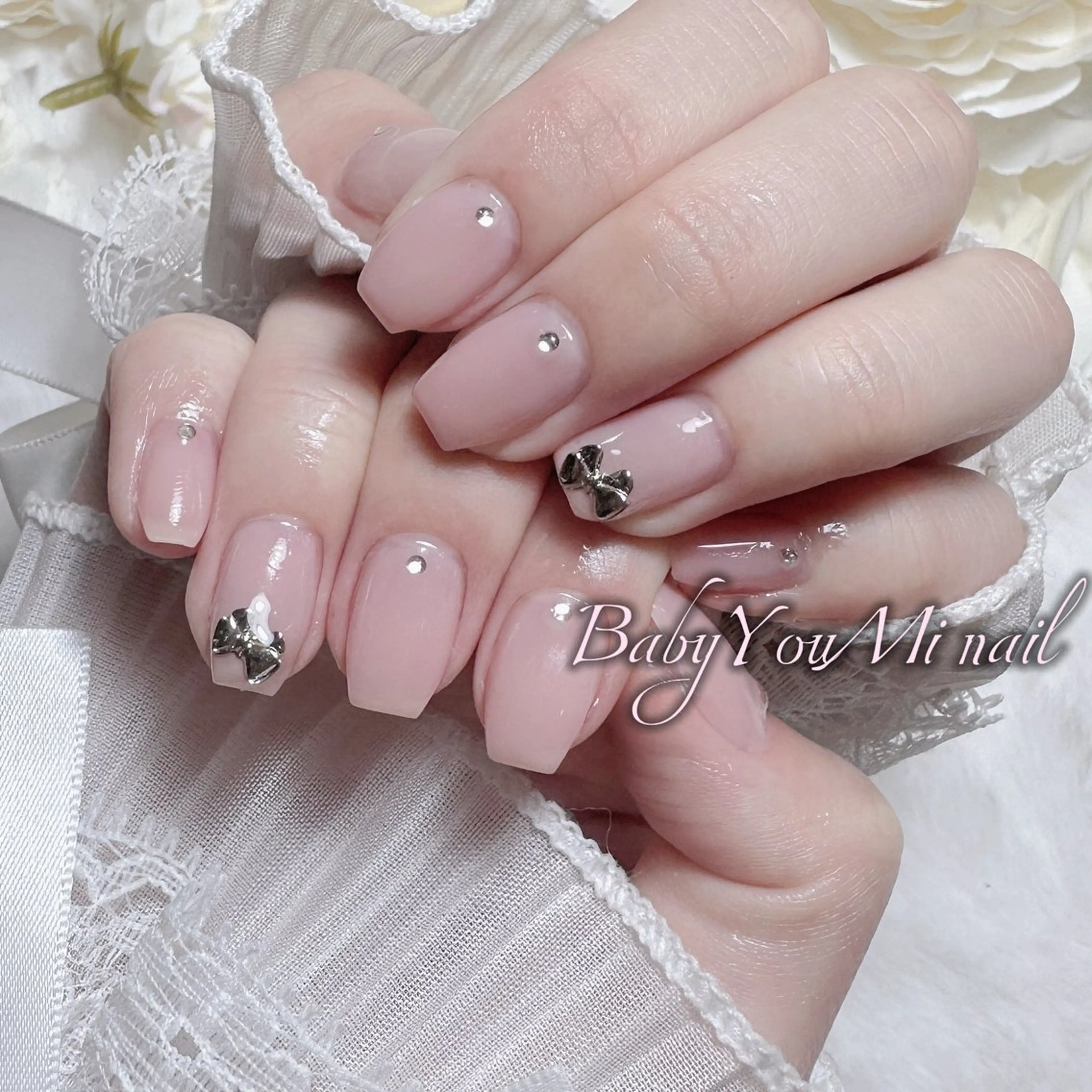 ネイル オーロラネイル チークネイル 成人式 フットネイル フレンチネイル ハンドネイル BabyYouMi nailのネイルデザイン