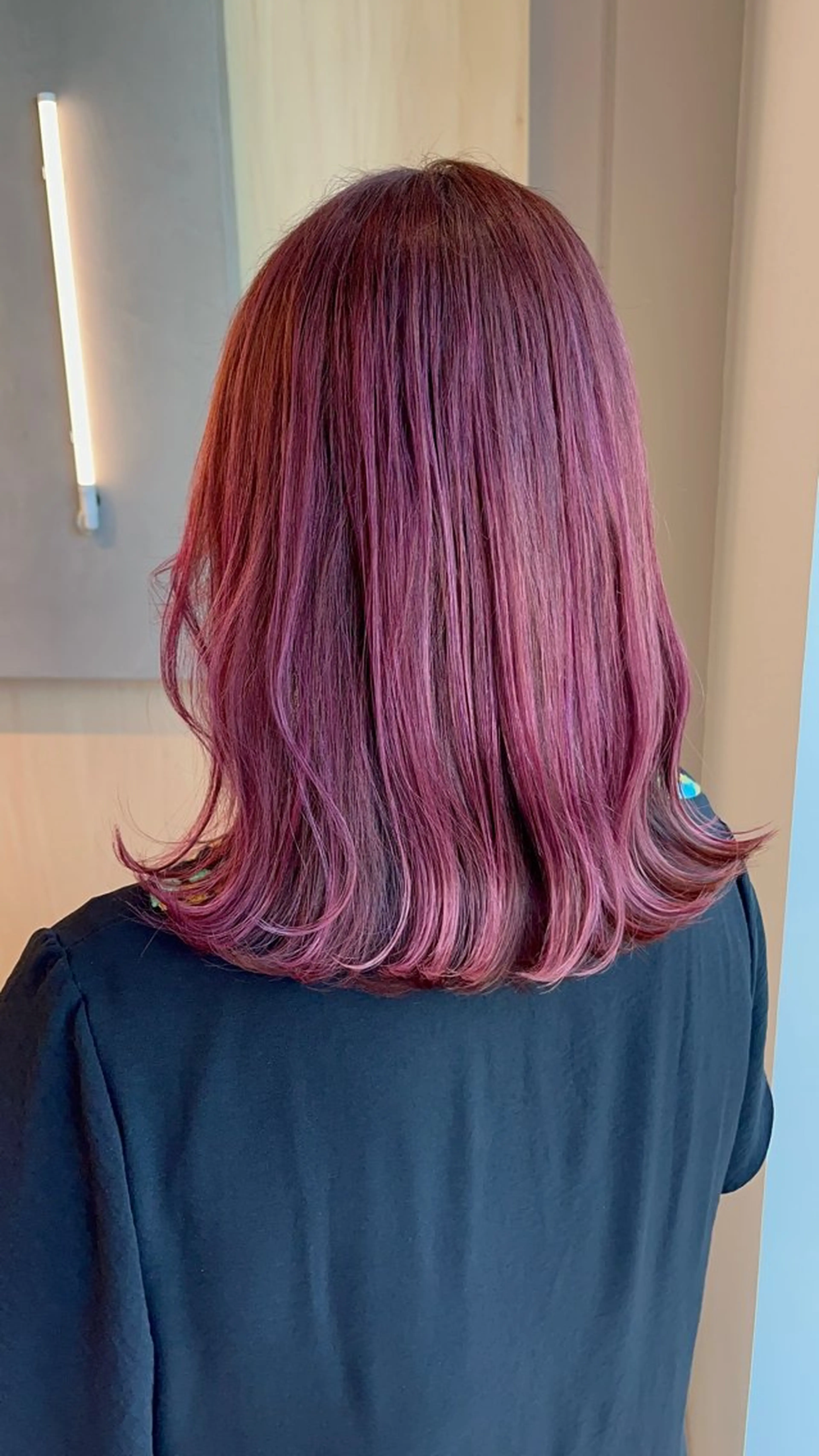 ミディアム ハイライト カット ヘアカラー トリートメント 恒松 大毅のヘアスタイル