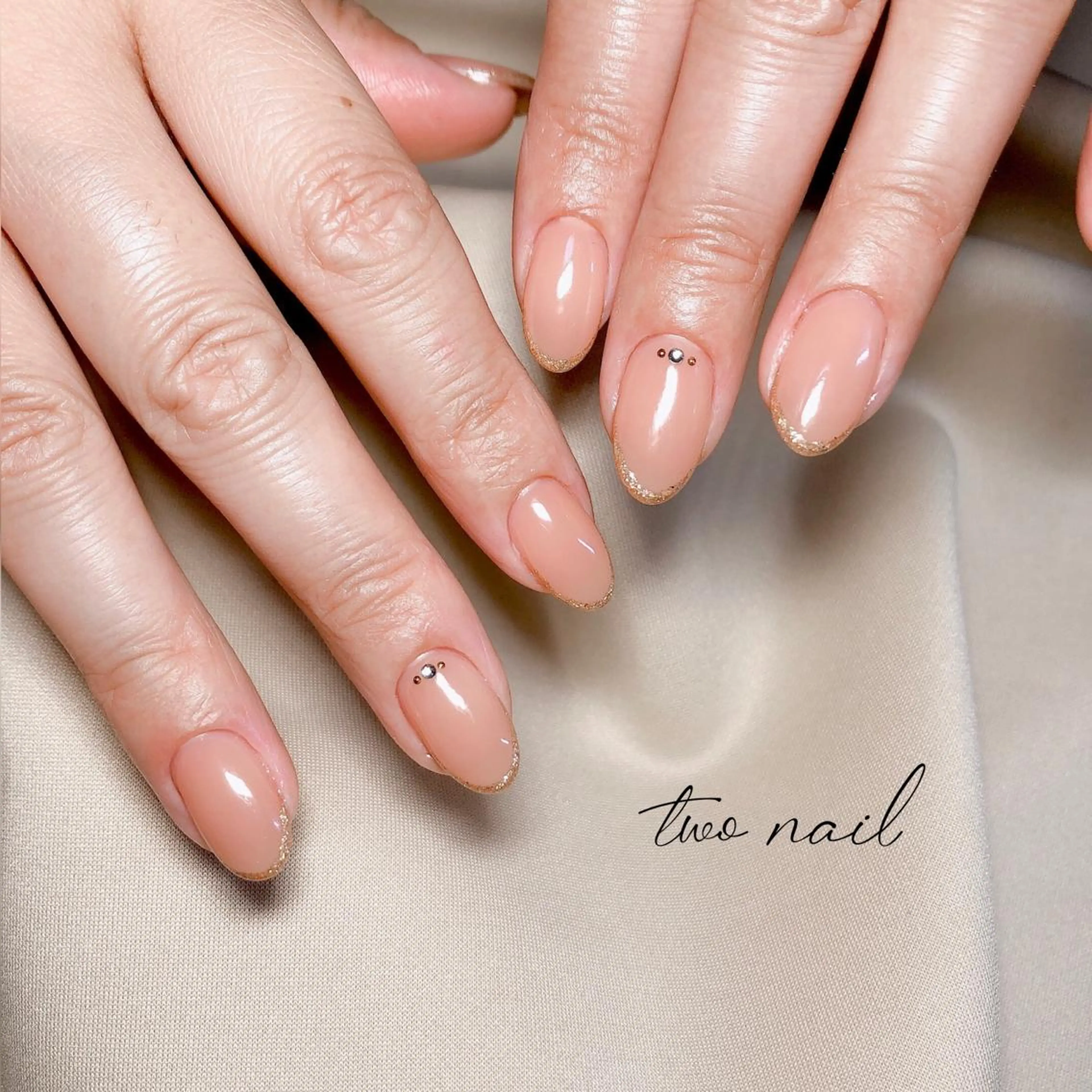 ネイル アートネイル フットネイル ハート ニュアンスネイル ホワイト two nailのネイルデザイン