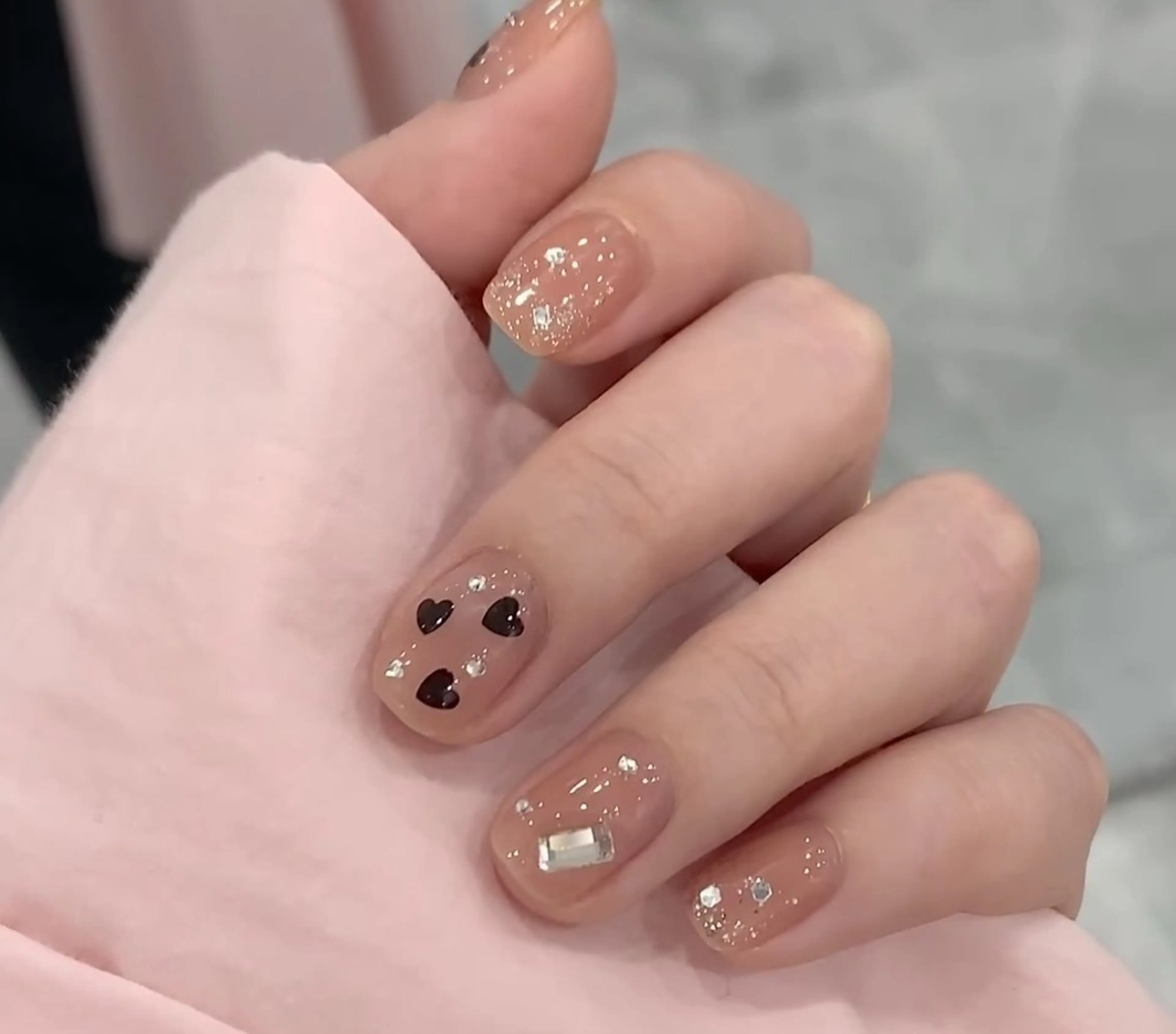 ネイル ハンドネイル グロー ネイルのネイルデザイン