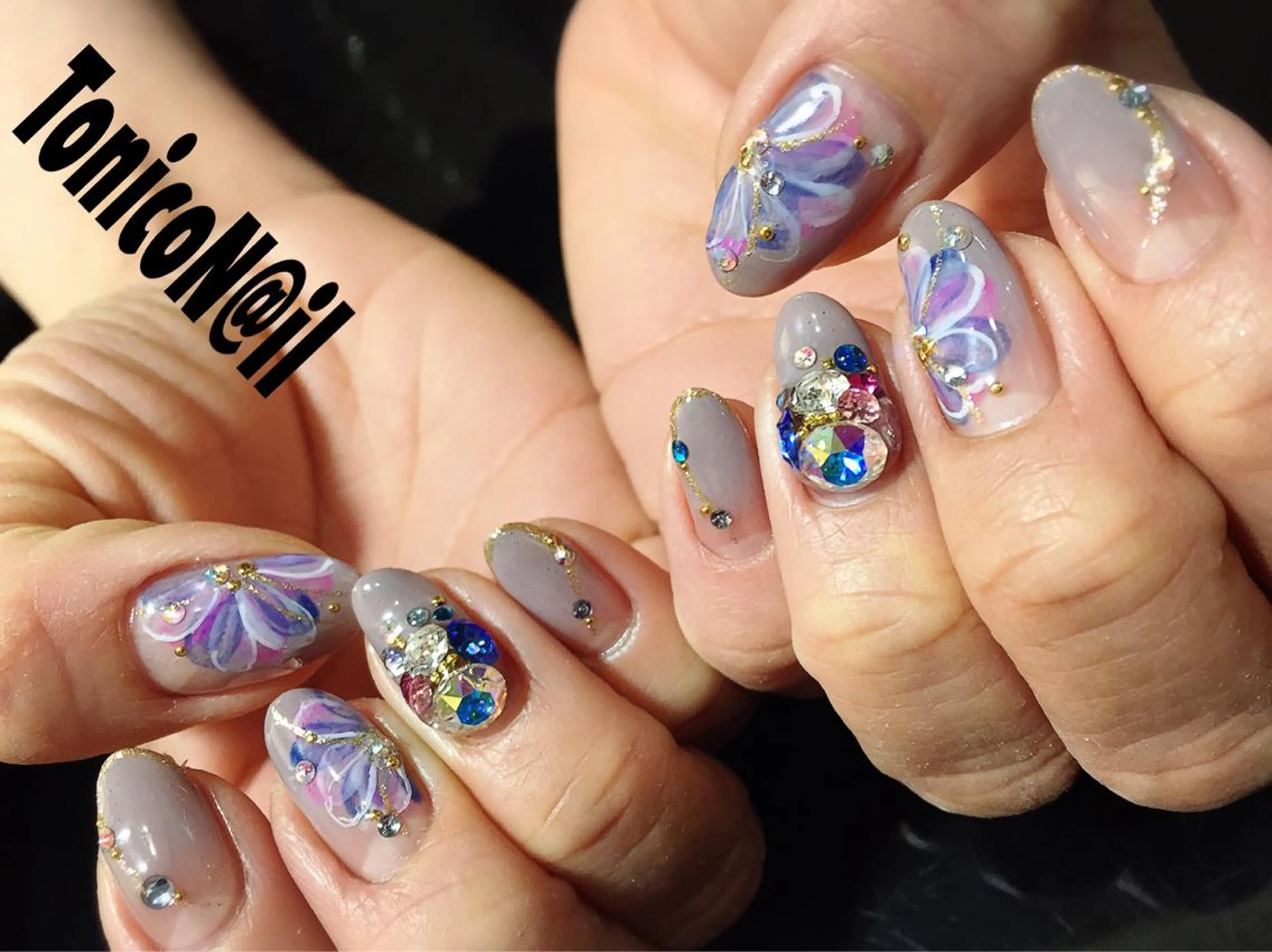 ネイル TonicoN@il トニコネイルのネイルデザイン