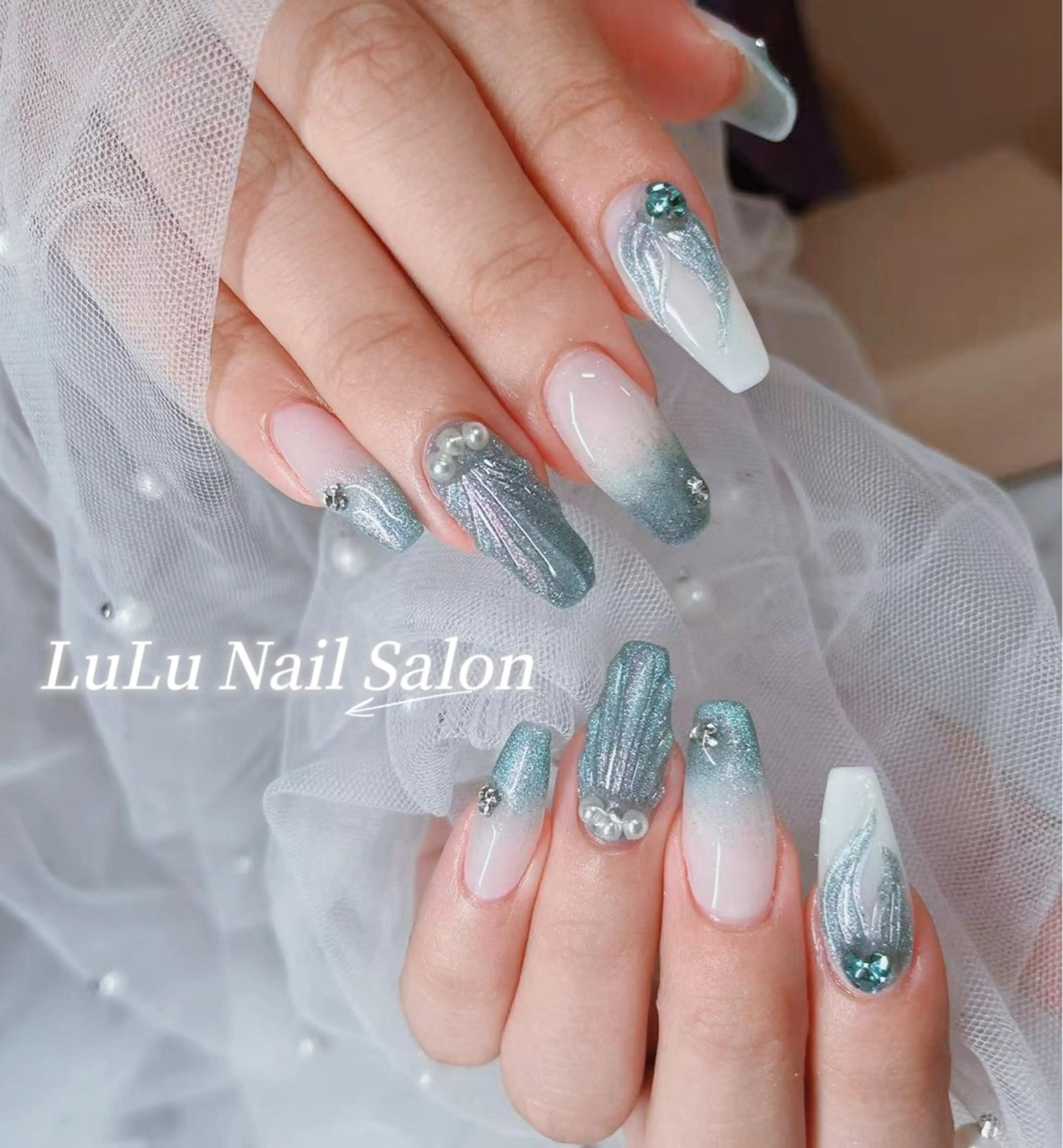 ネイル ハンドネイル LULU Nail  Salon 新宿所属・LU LU NailSalonのネイルデザイン