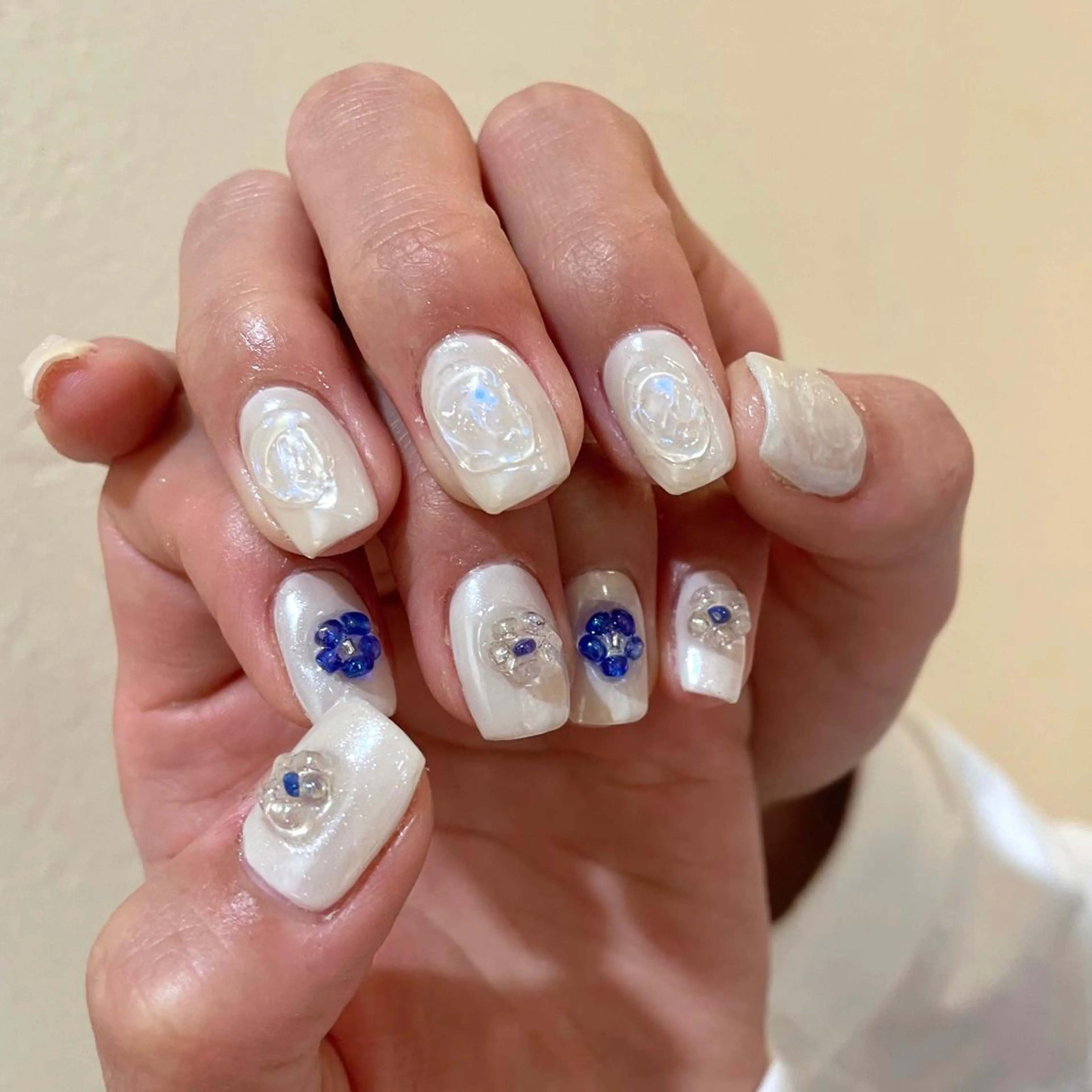 ネイル ハンドネイル 新井 ひなののネイルデザイン