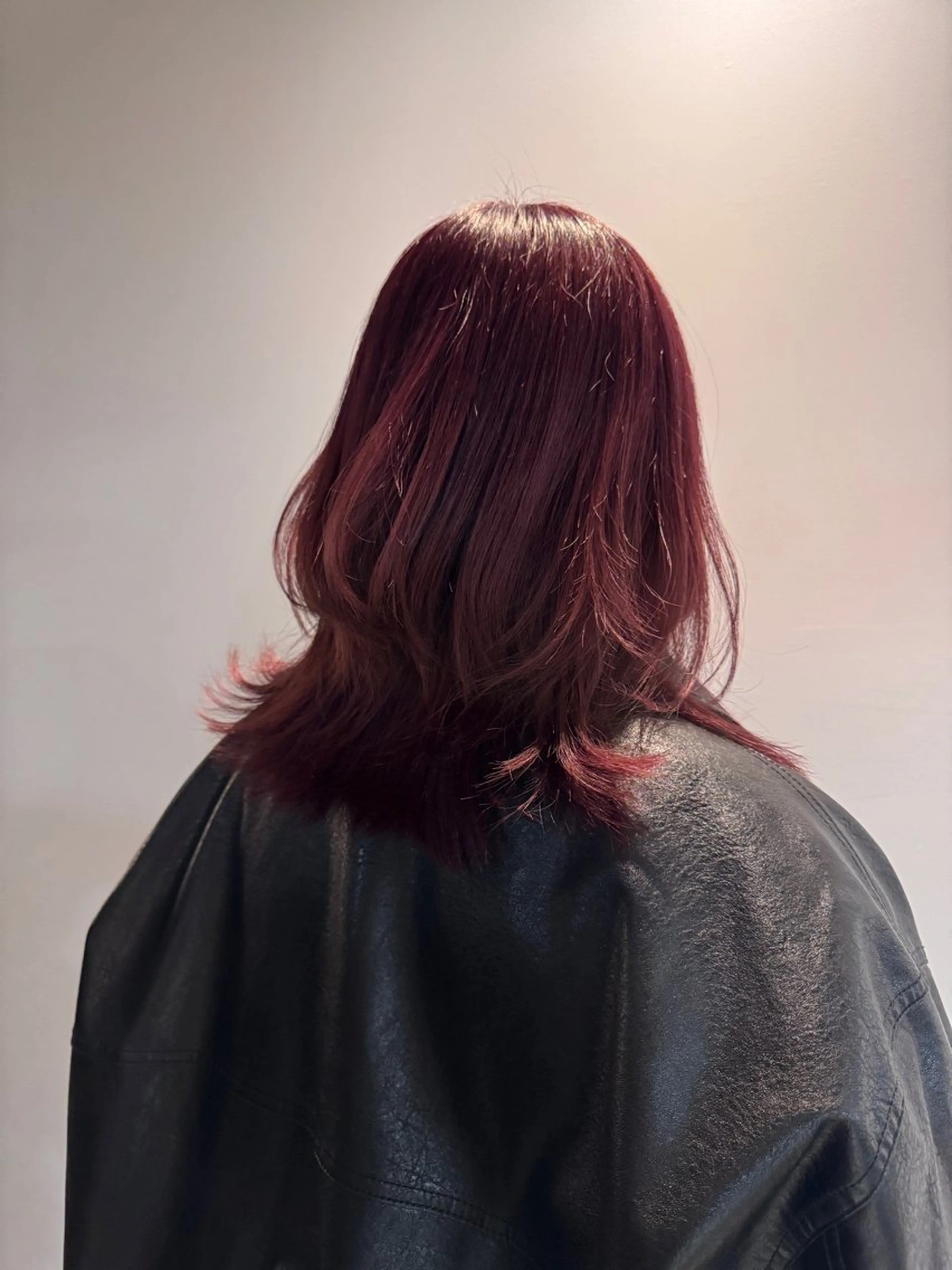 セミロング saki/メンズパー マ・デザインカラーのヘアスタイル