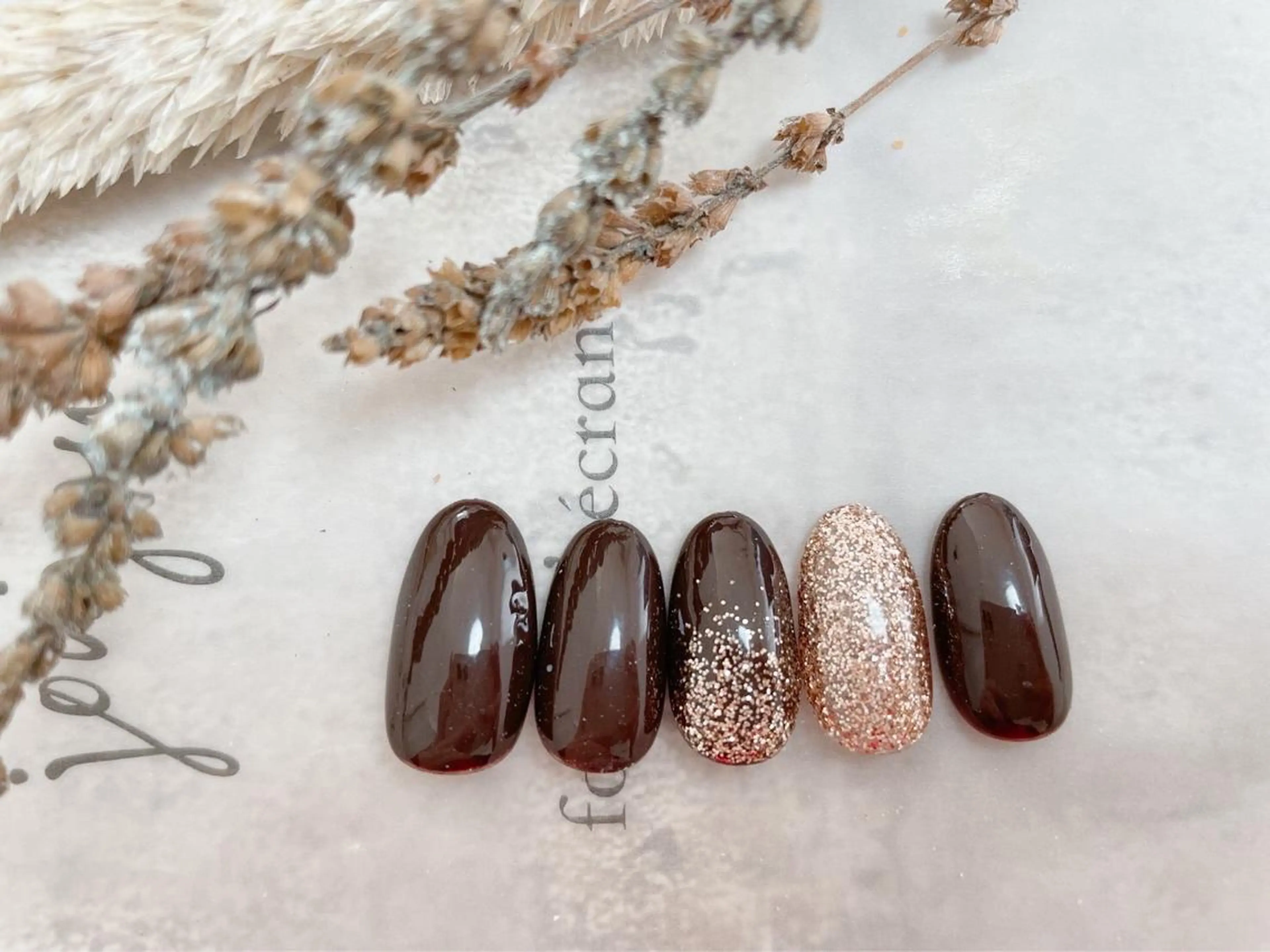 ネイル mogunail &blowのネイルデザイン