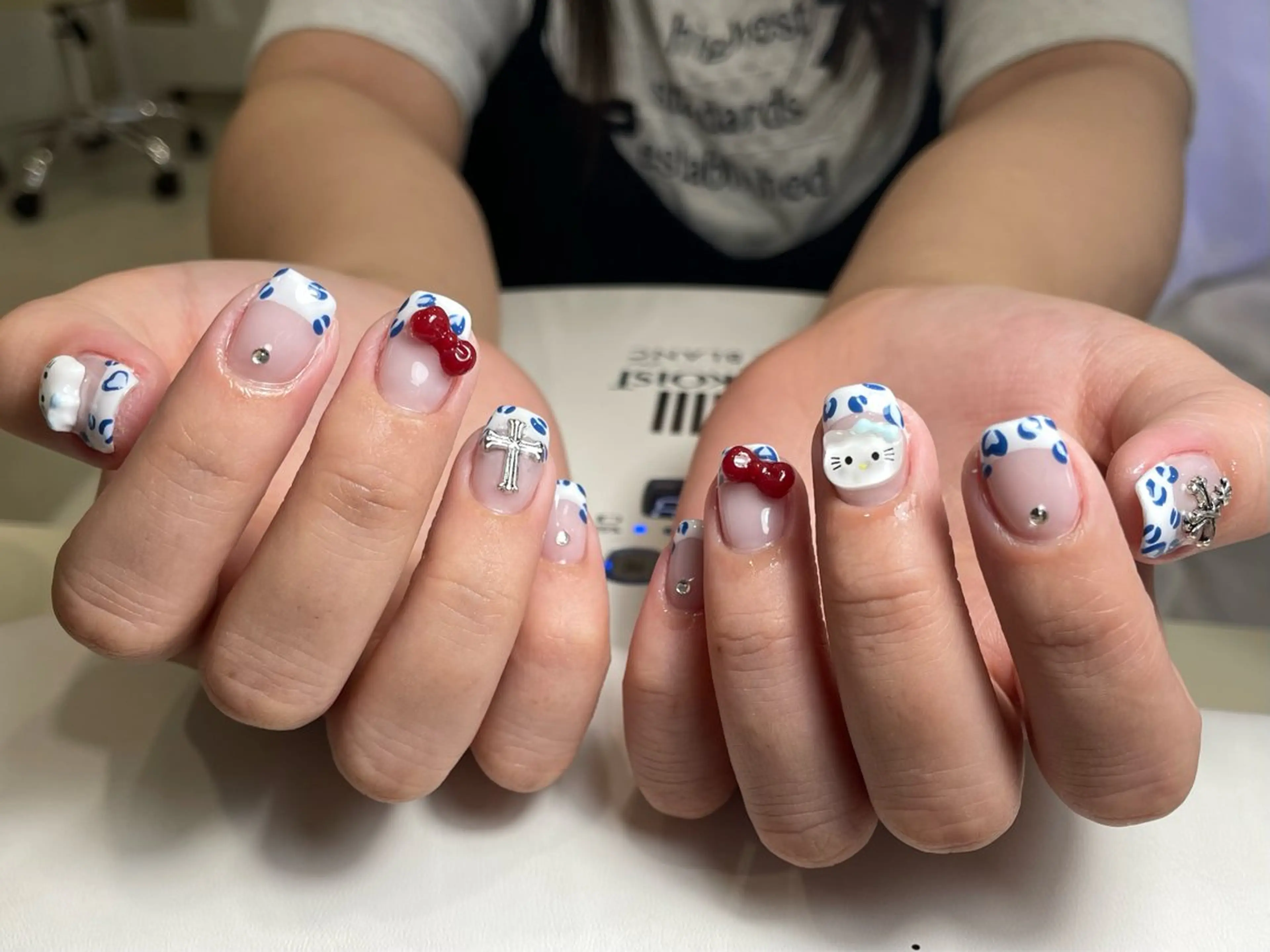 ネイル ハンドネイル LYYM Salon ユキのネイルデザイン