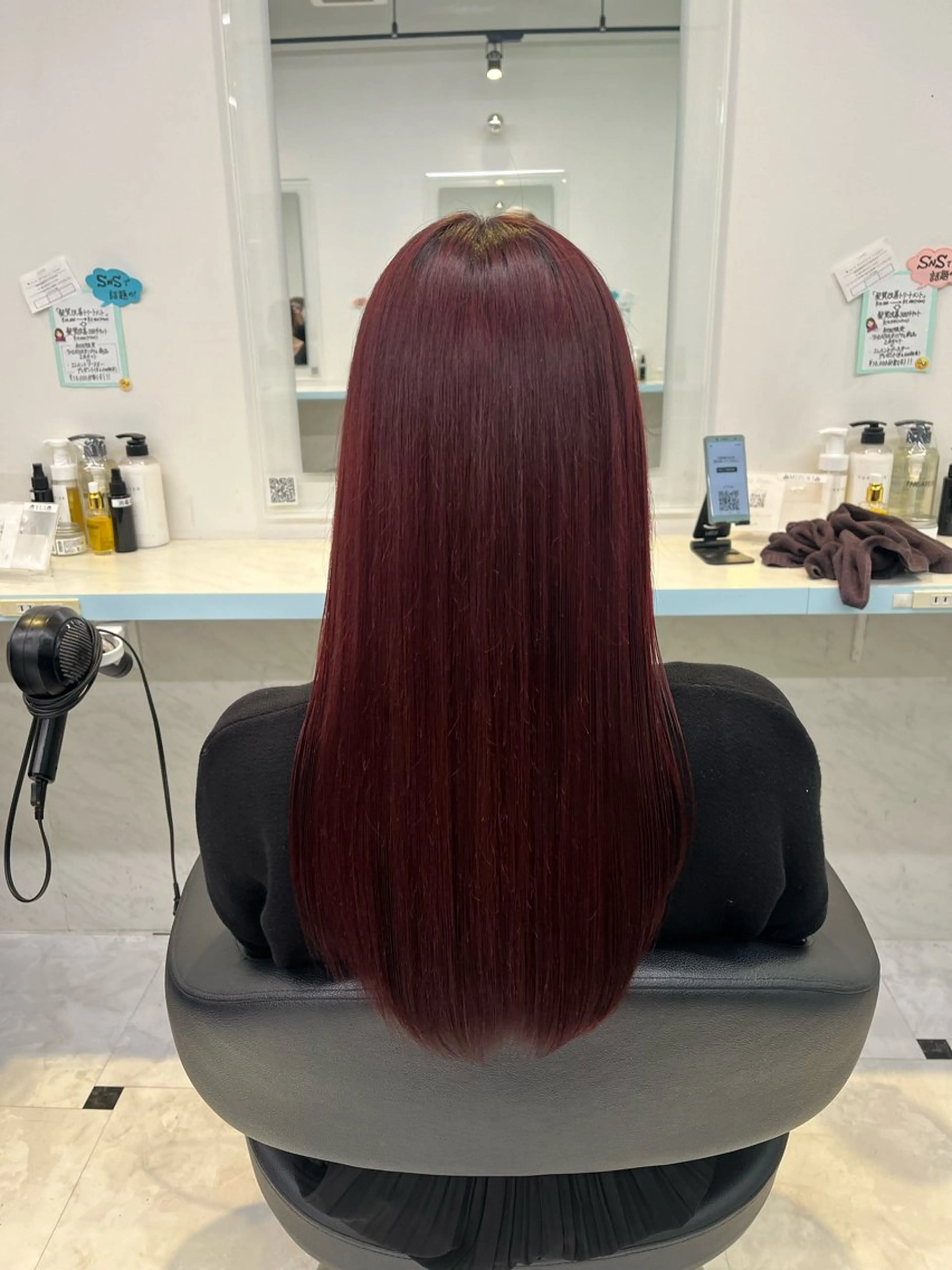 ロング カラー ヘアカラー ブリーチカラー 🩵MIZUKIのヘアスタイル