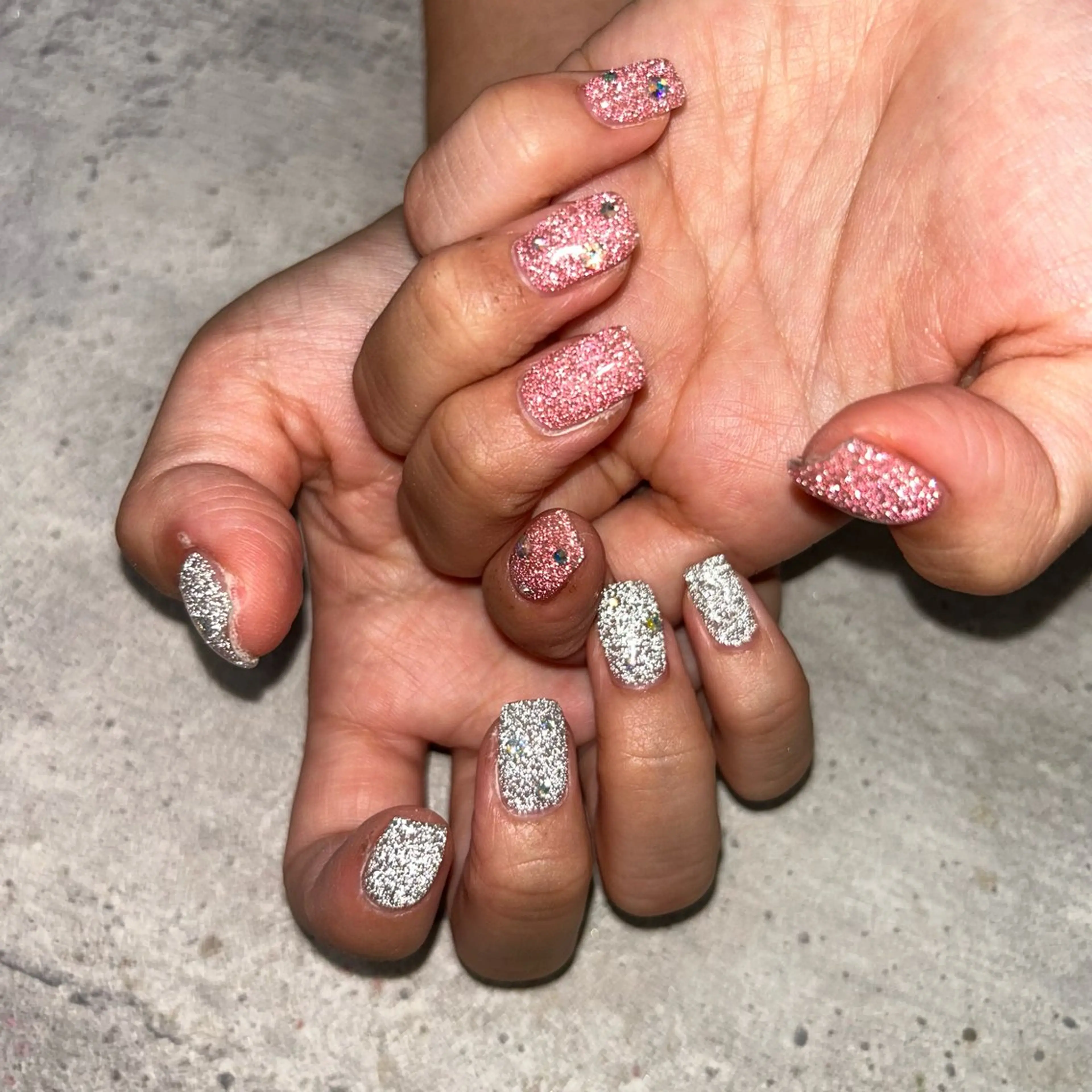 ネイル フラッシュネイル ラメ(グリッター) ハンドネイル ハンドケア 今福鶴見ネイル 8(ｴｲﾄ)のネイルデザイン