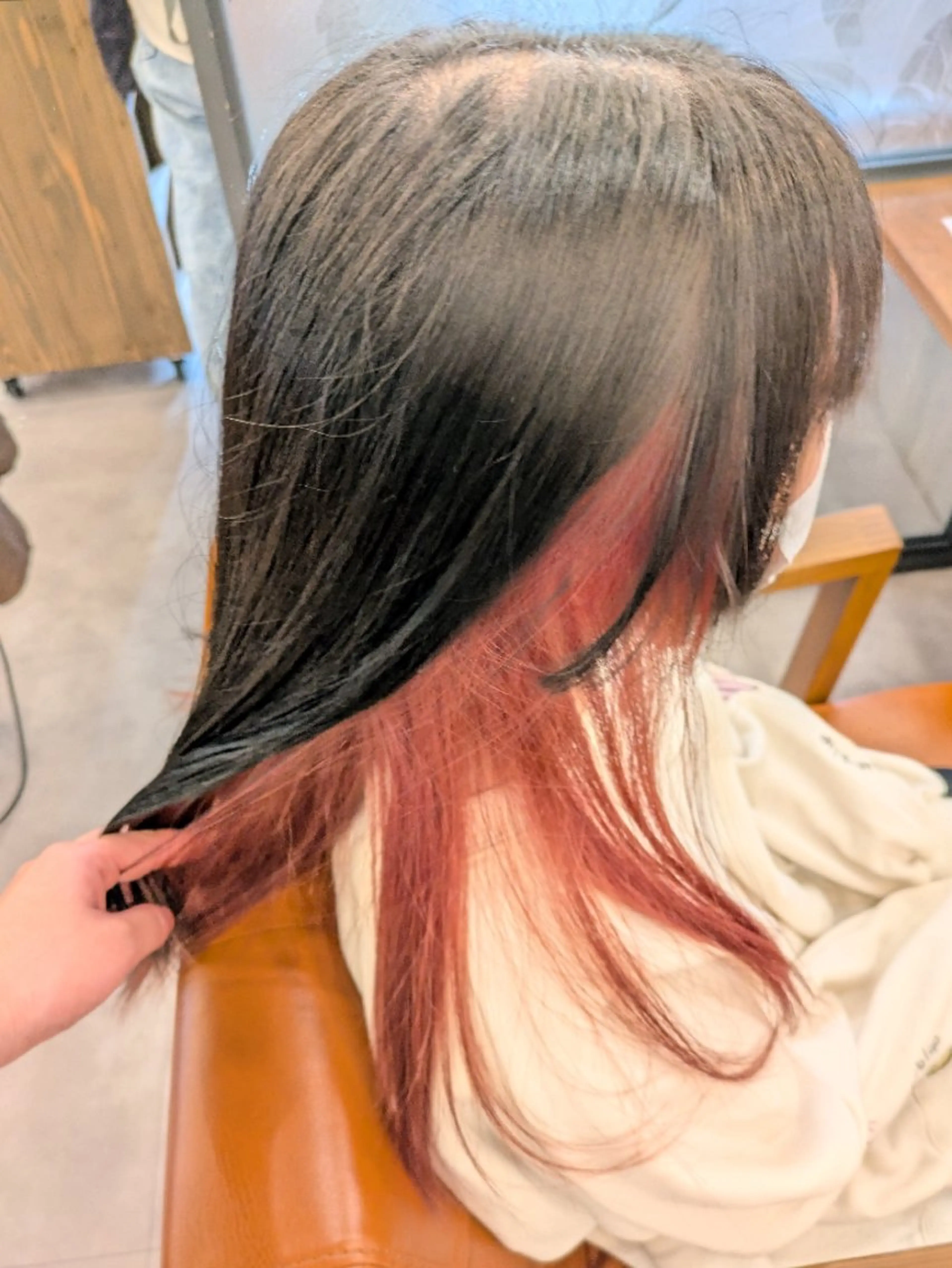 ミディアム カサハラ リホのヘアスタイル