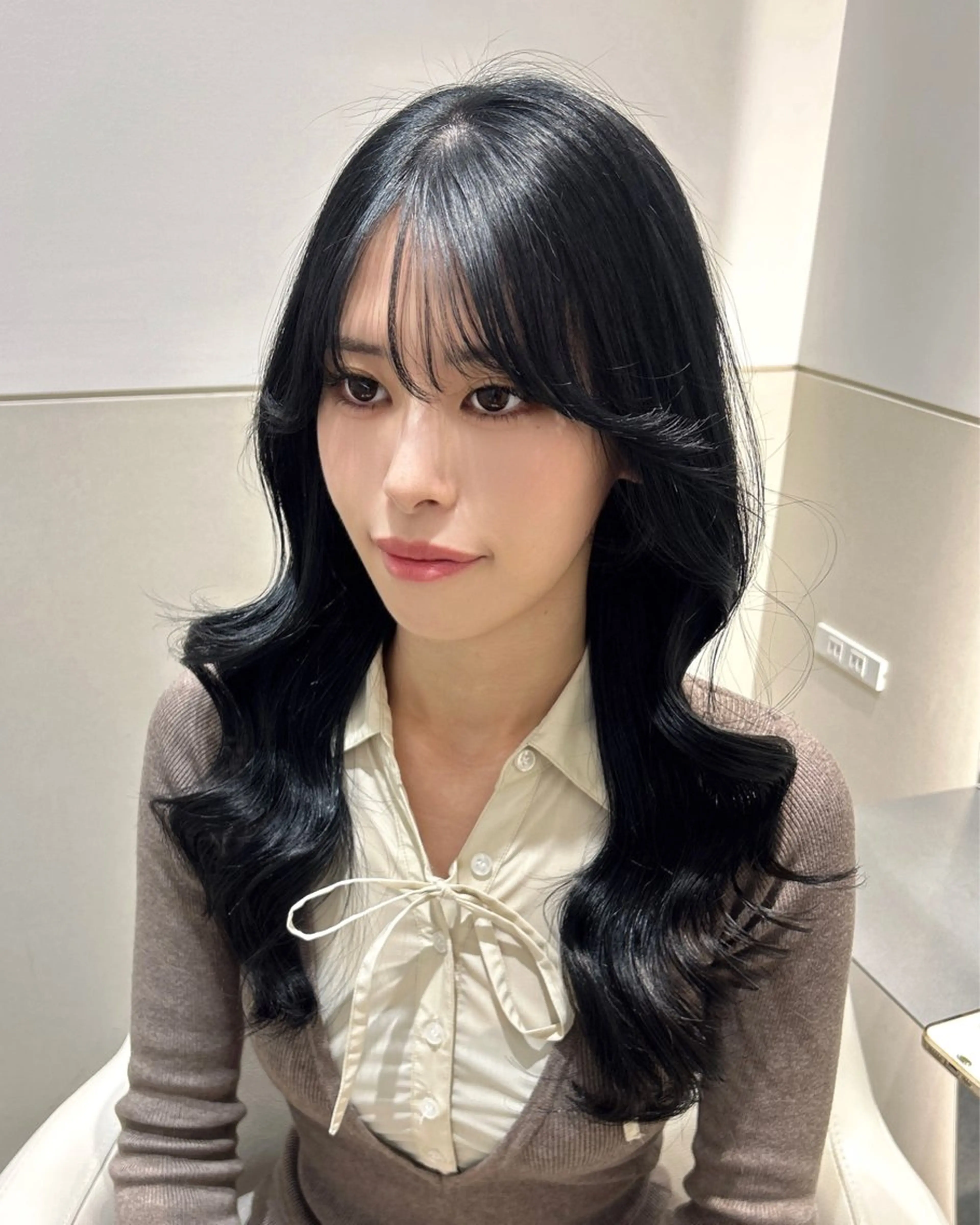 セミロング カラー カット ヘアカラー トリートメント 🩷韓国ヘア/ヨシン モリ🩷Maikaのヘアスタイル