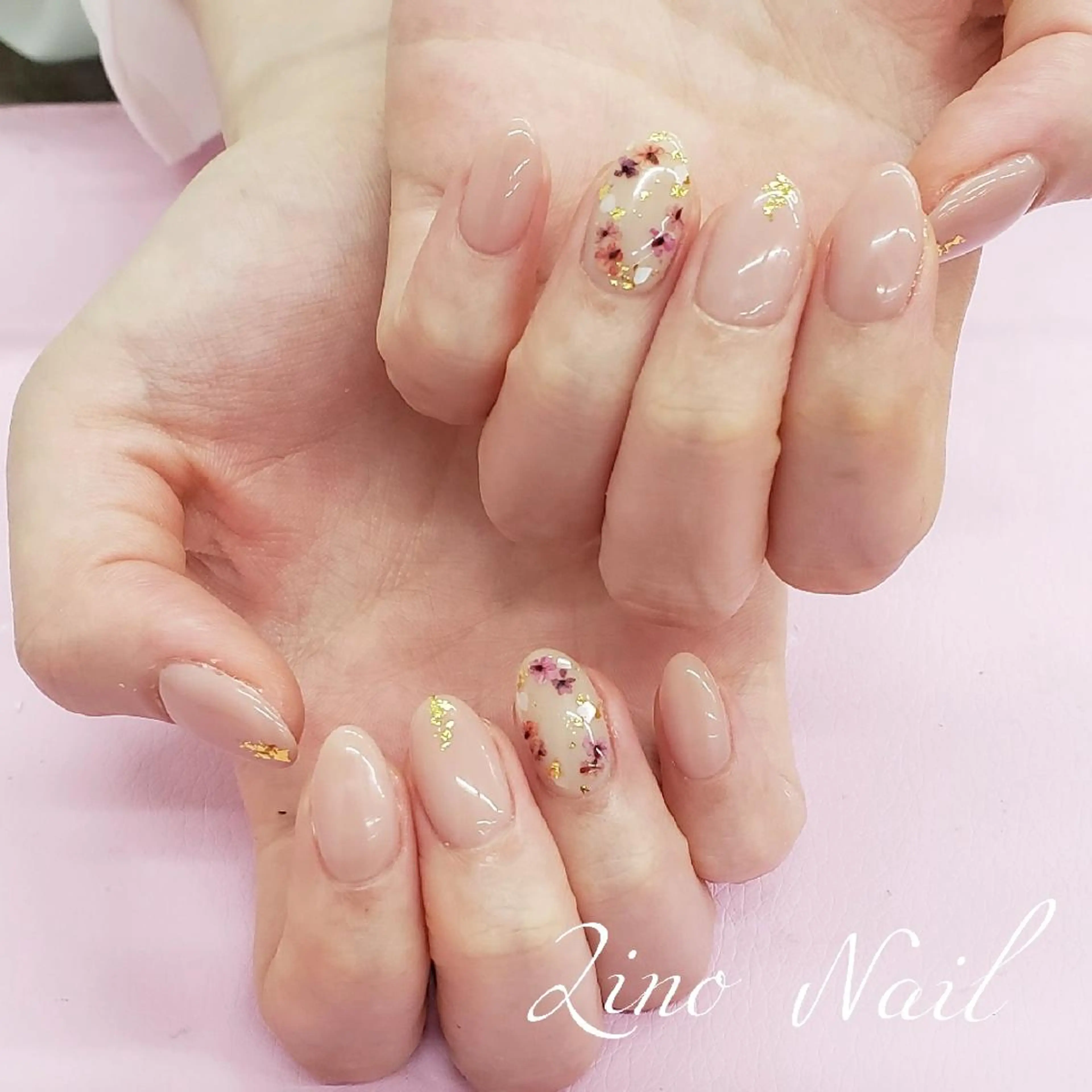 ネイル カジュアル フラワーネイル ジェルネイル ガーリー ニュアンスネイル ハンドネイル Lino Nailのネイルデザイン