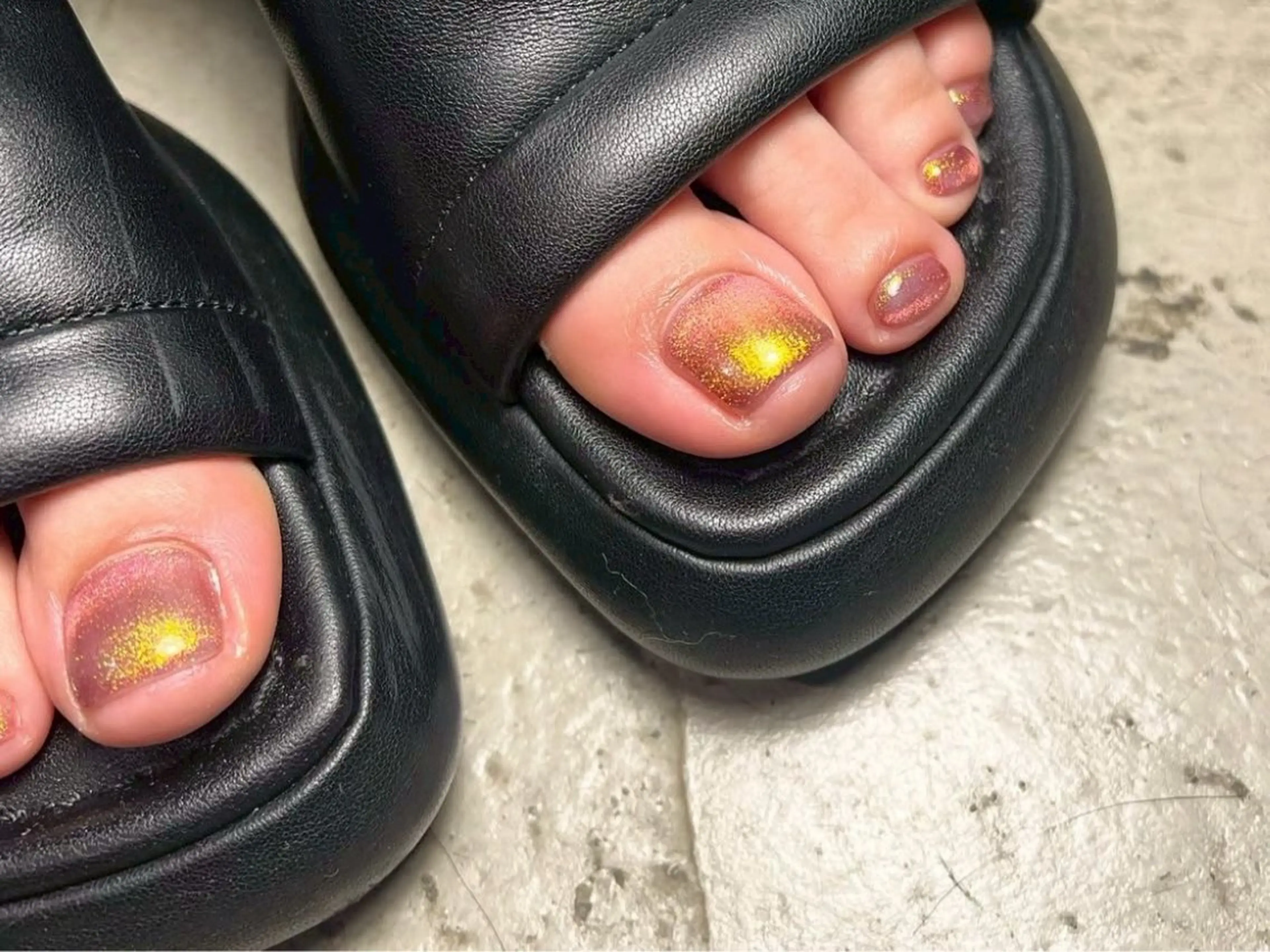 ネイル 渋谷 怜奈のネイルデザイン