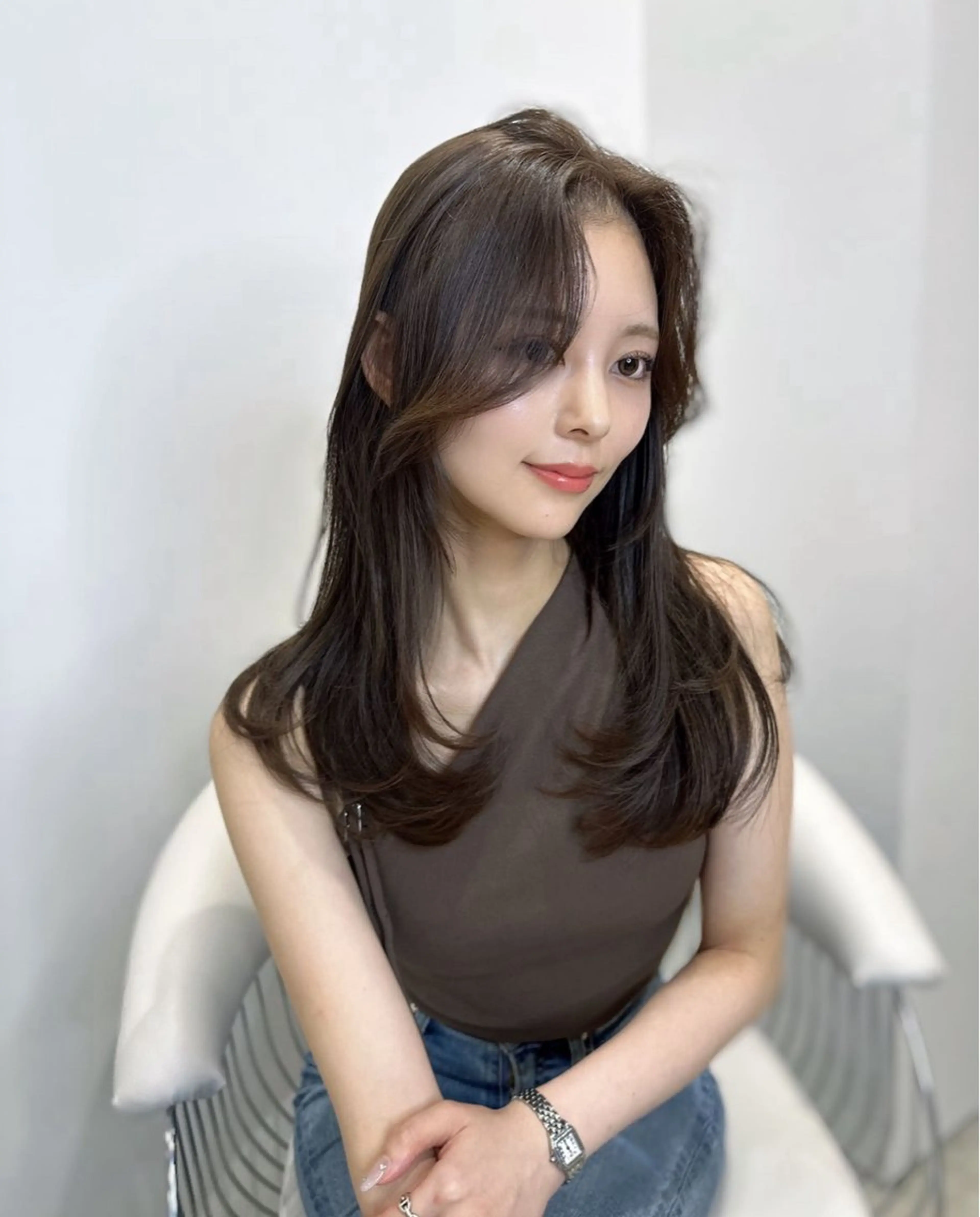 ロング SONA/レイヤー /ダブルカラーのヘアスタイル