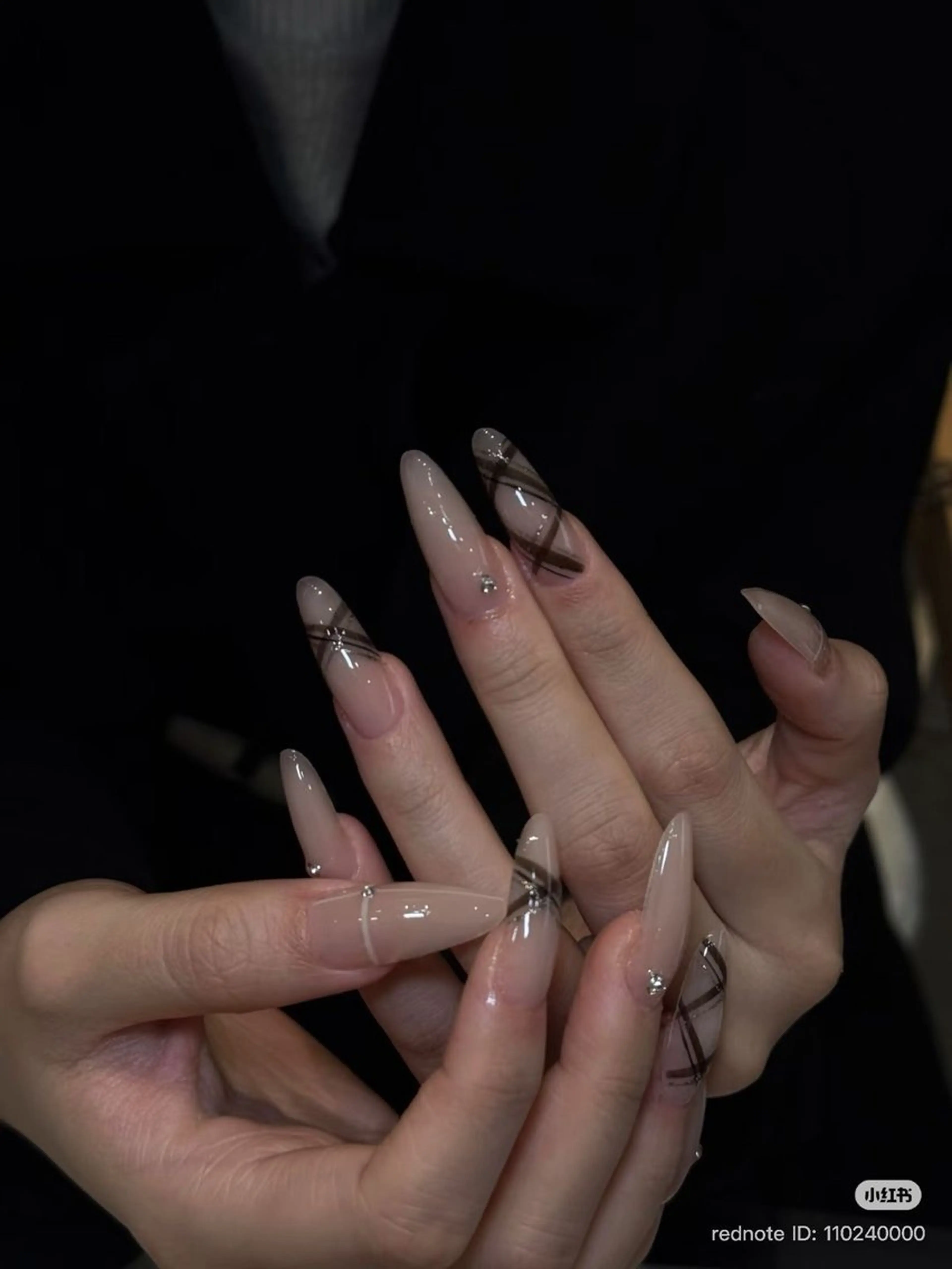 ネイル キラキラネイル 韓国ネイル シンプルネイル ワンホンネイル ハンドネイル MEI Nailのネイルデザイン