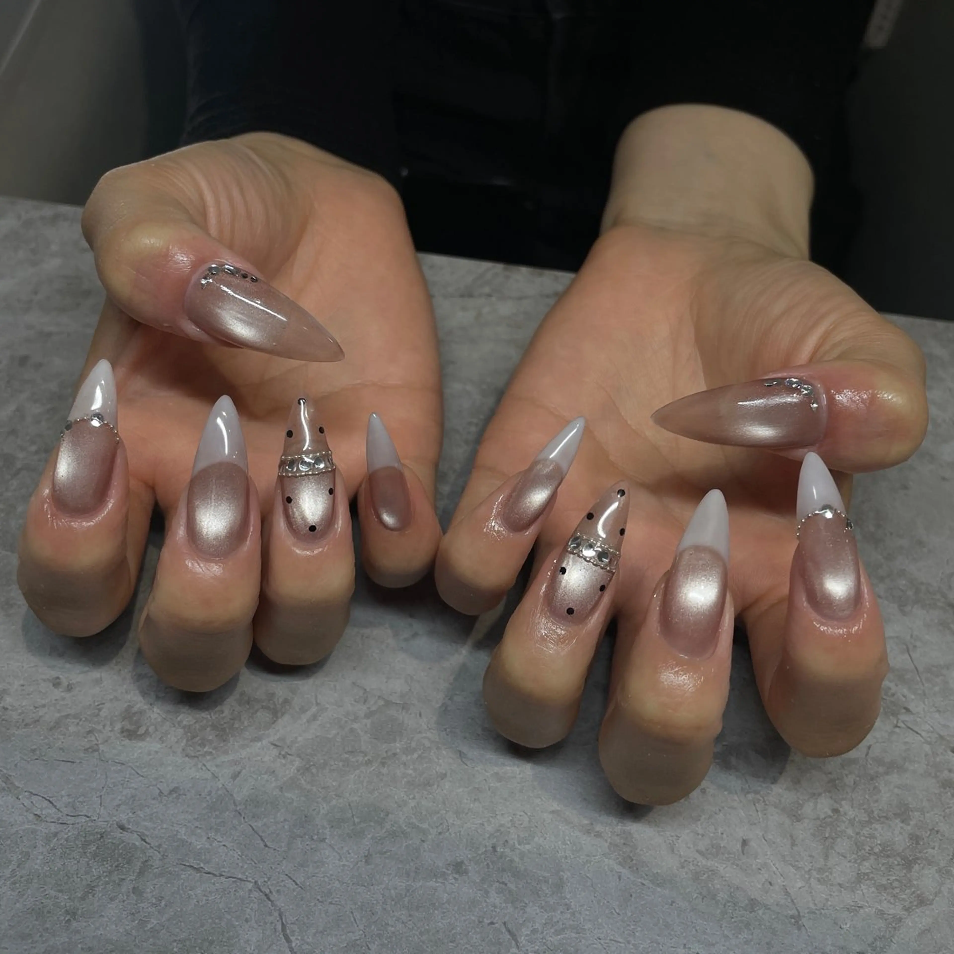 ネイル ハンドネイル IROHA NAIL nanaのネイルデザイン
