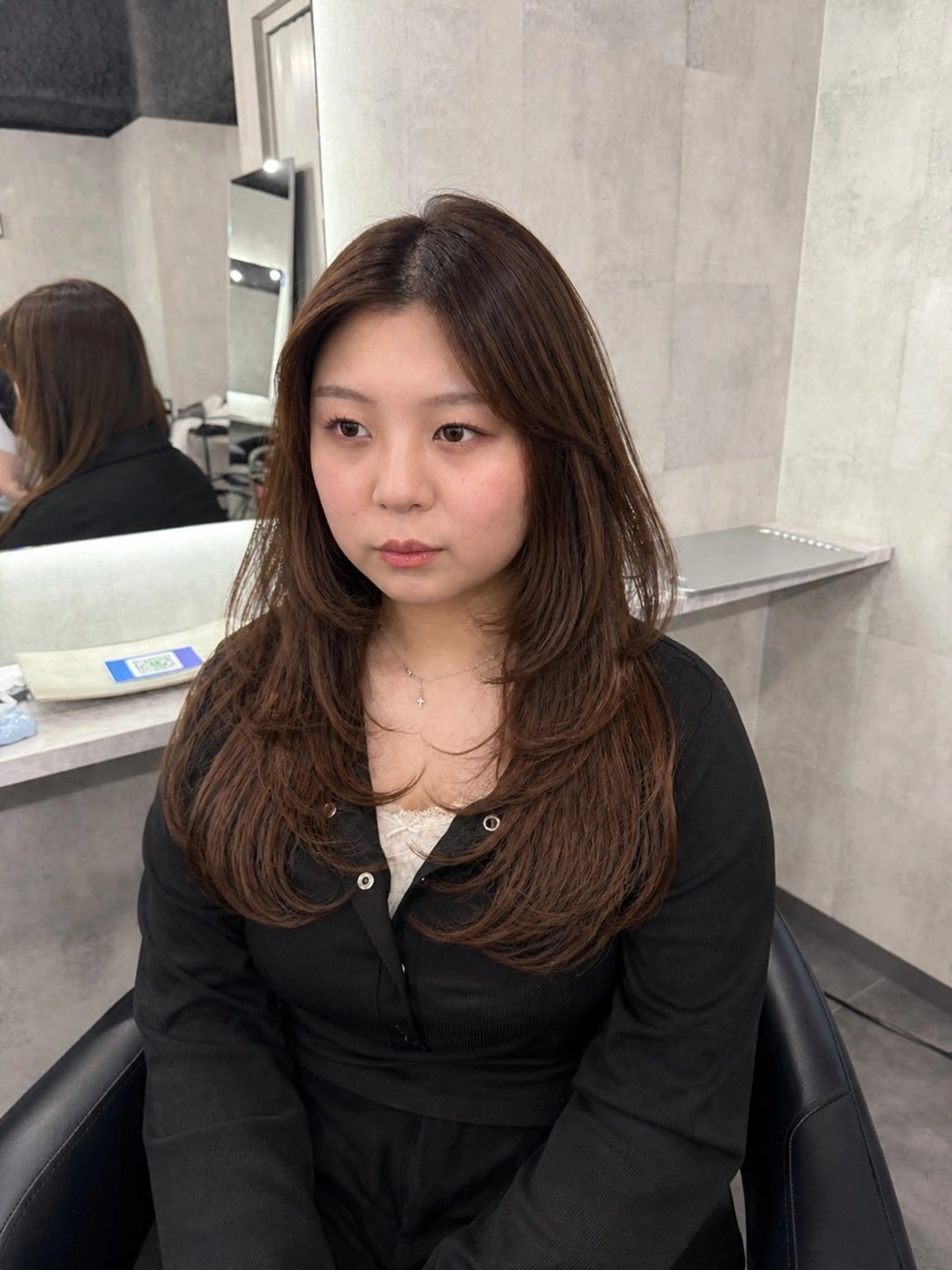 ロング 艶髪レイヤー AZUSAのヘアスタイル