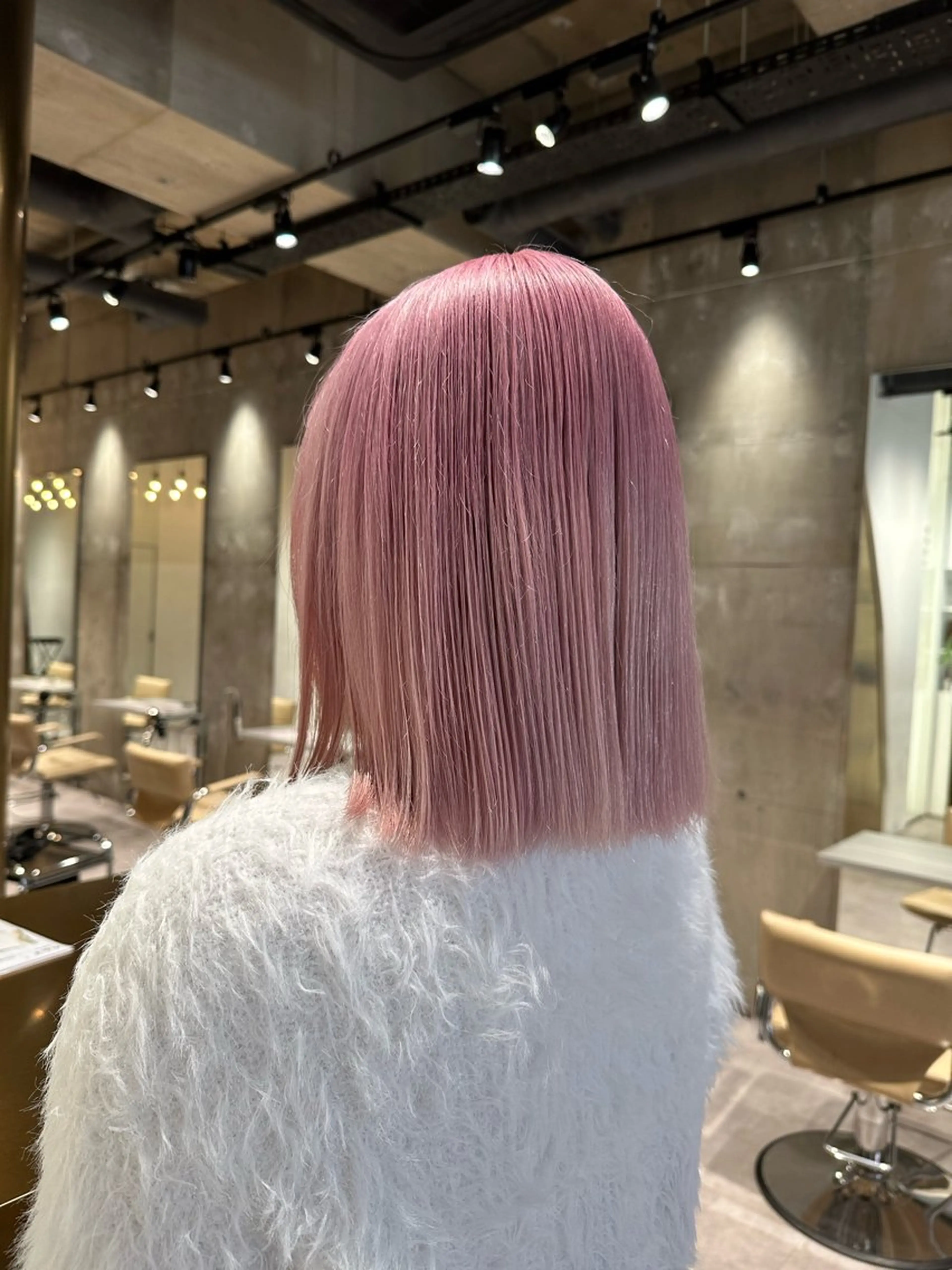 ミディアム ヘアカラー AIKA🤍 カットモデル募集🫧のヘアスタイル