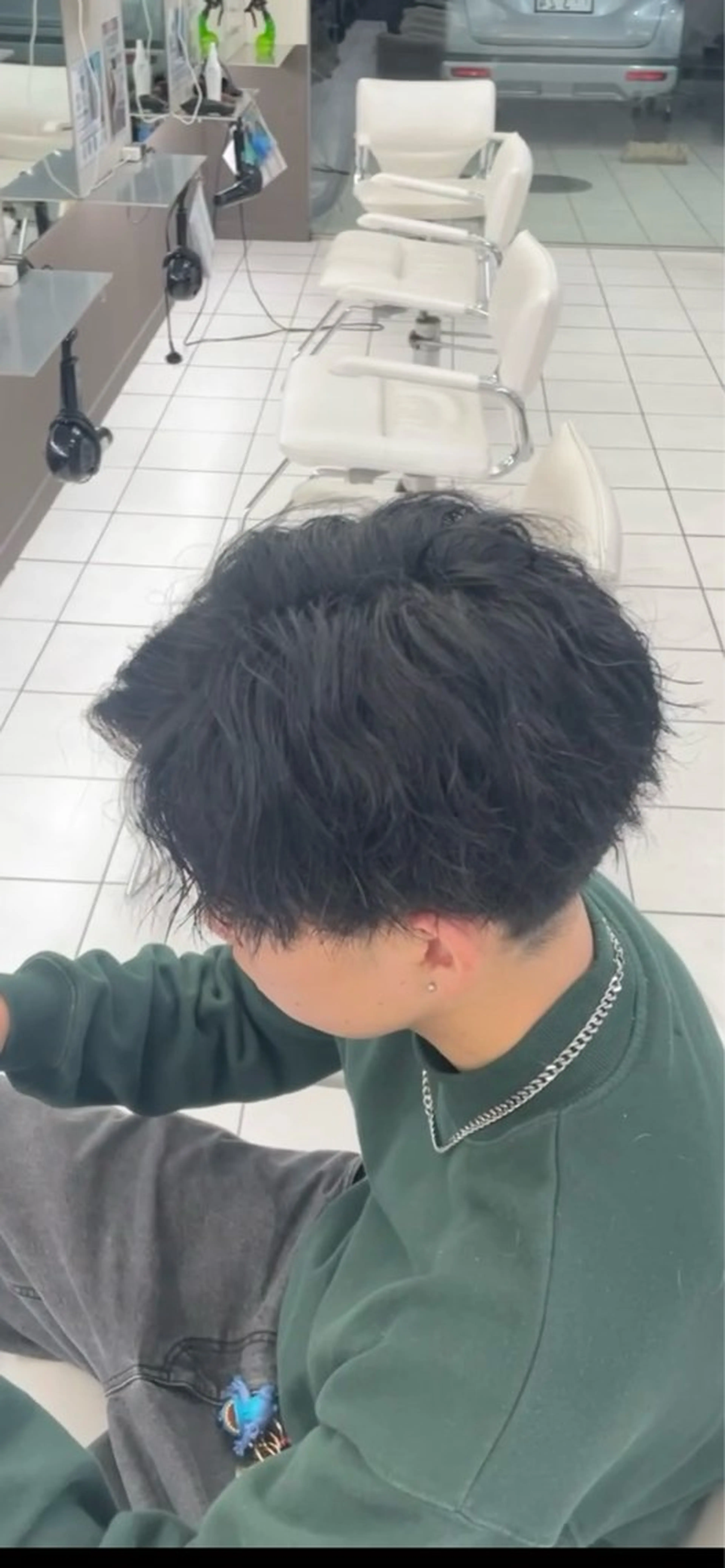 メンズ 成瀬スパイラル パーマ清水大隼のヘアスタイル
