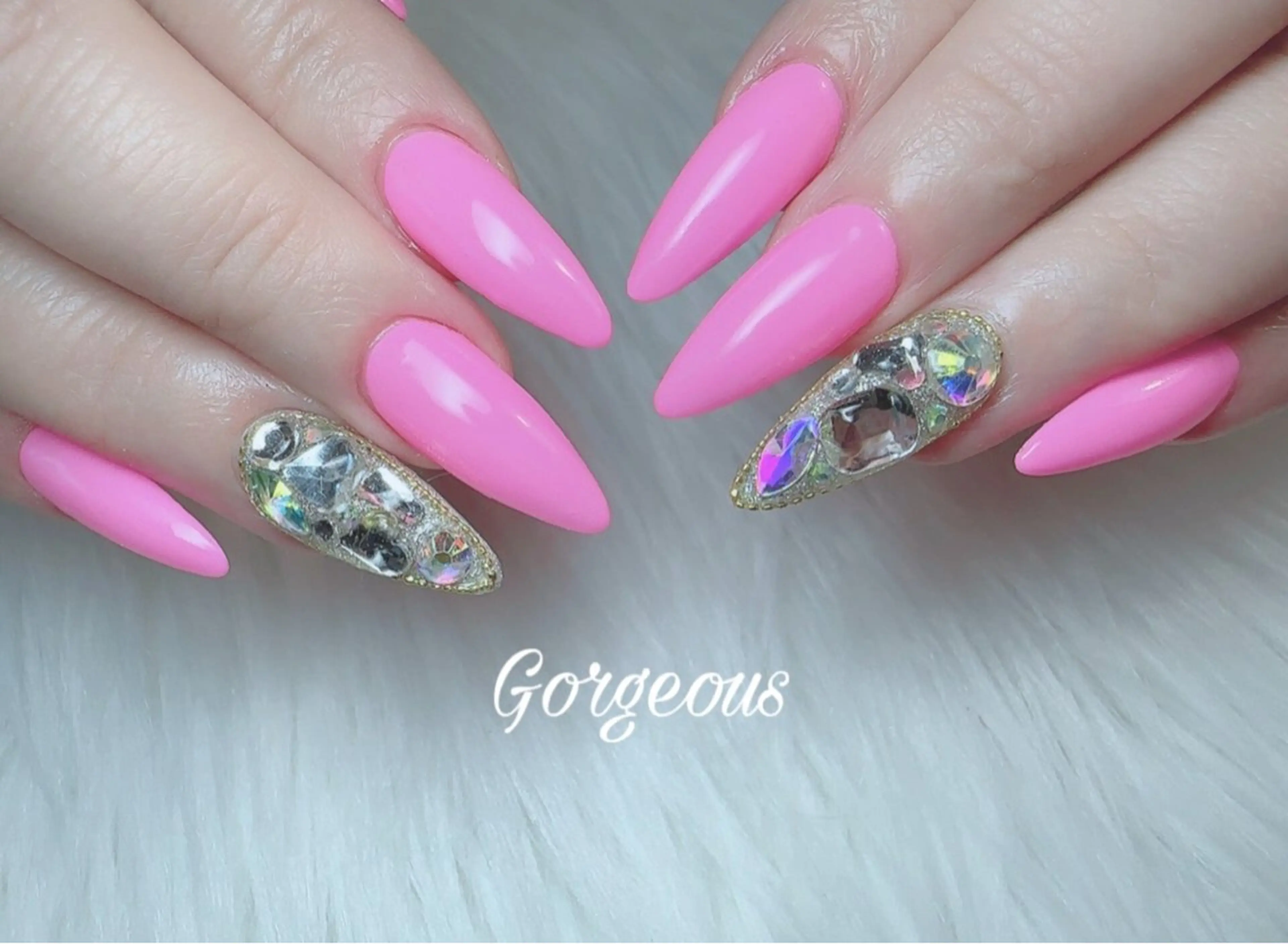 ネイル ゴージャス ワンカラーネイル Gorgeous nail&school所属・♡ KURIN♡のネイルデザイン