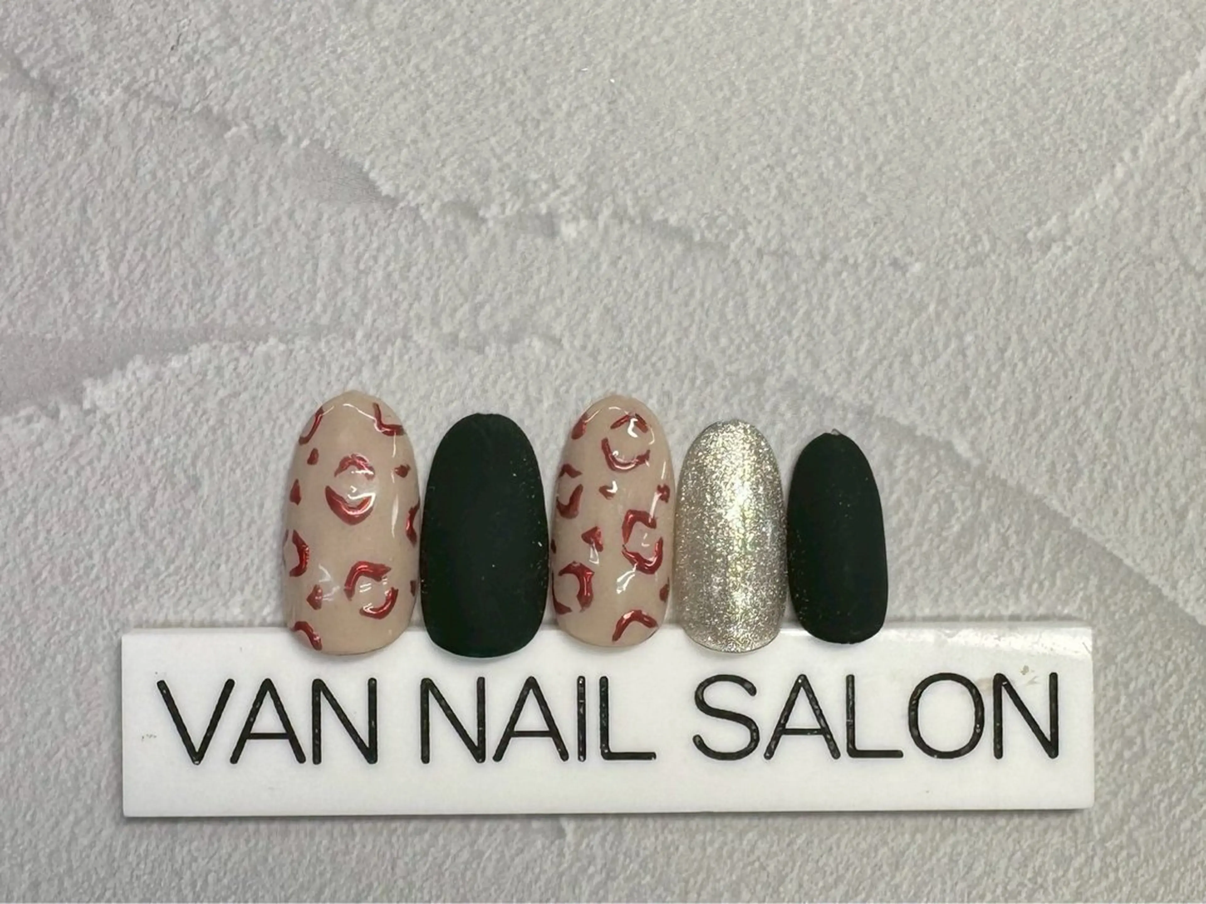 ネイル Van Nail Salonのネイルデザイン