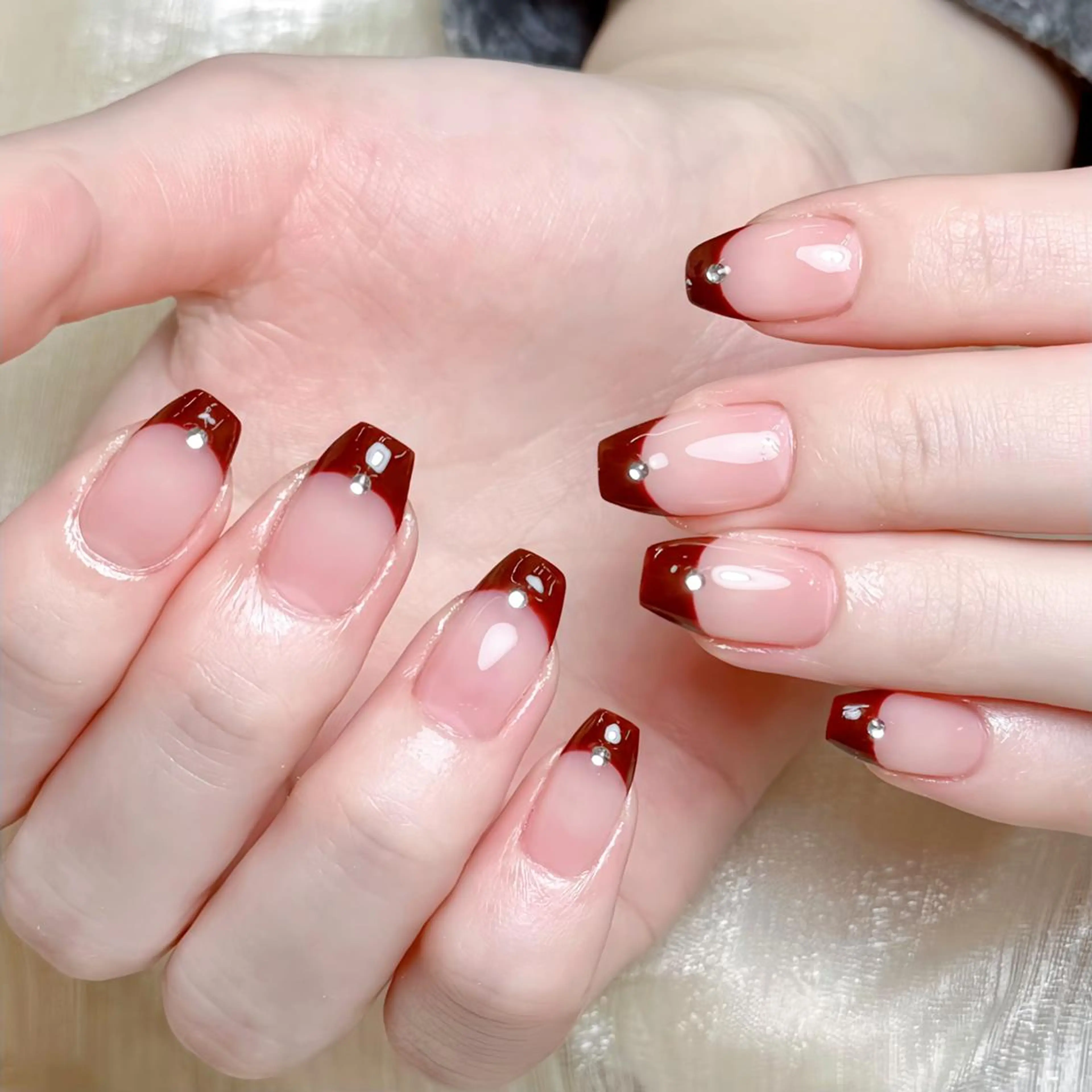 ネイル queensnail 🧸mikaのネイルデザイン