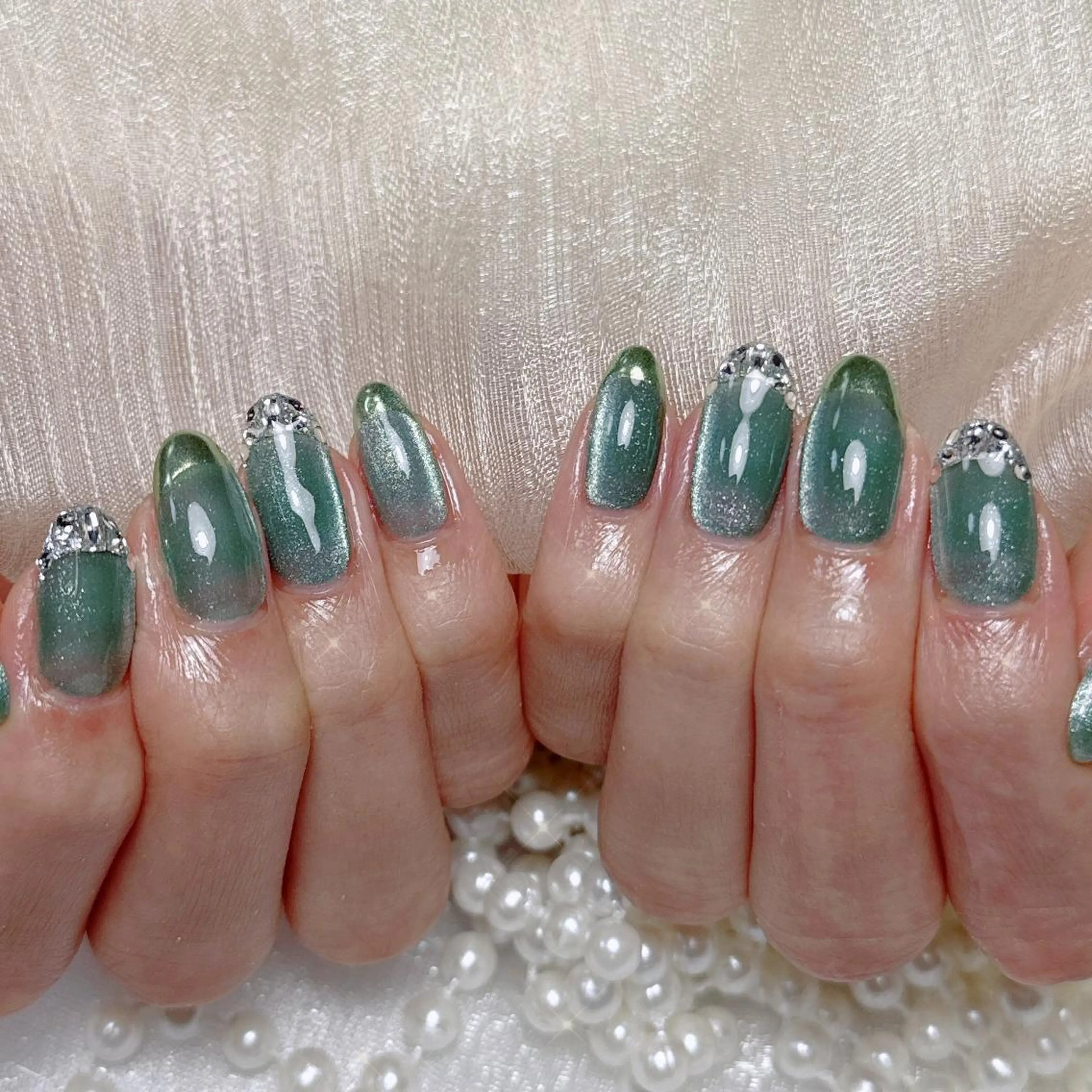 ネイル ハンドネイル queens nailsalonのネイルデザイン