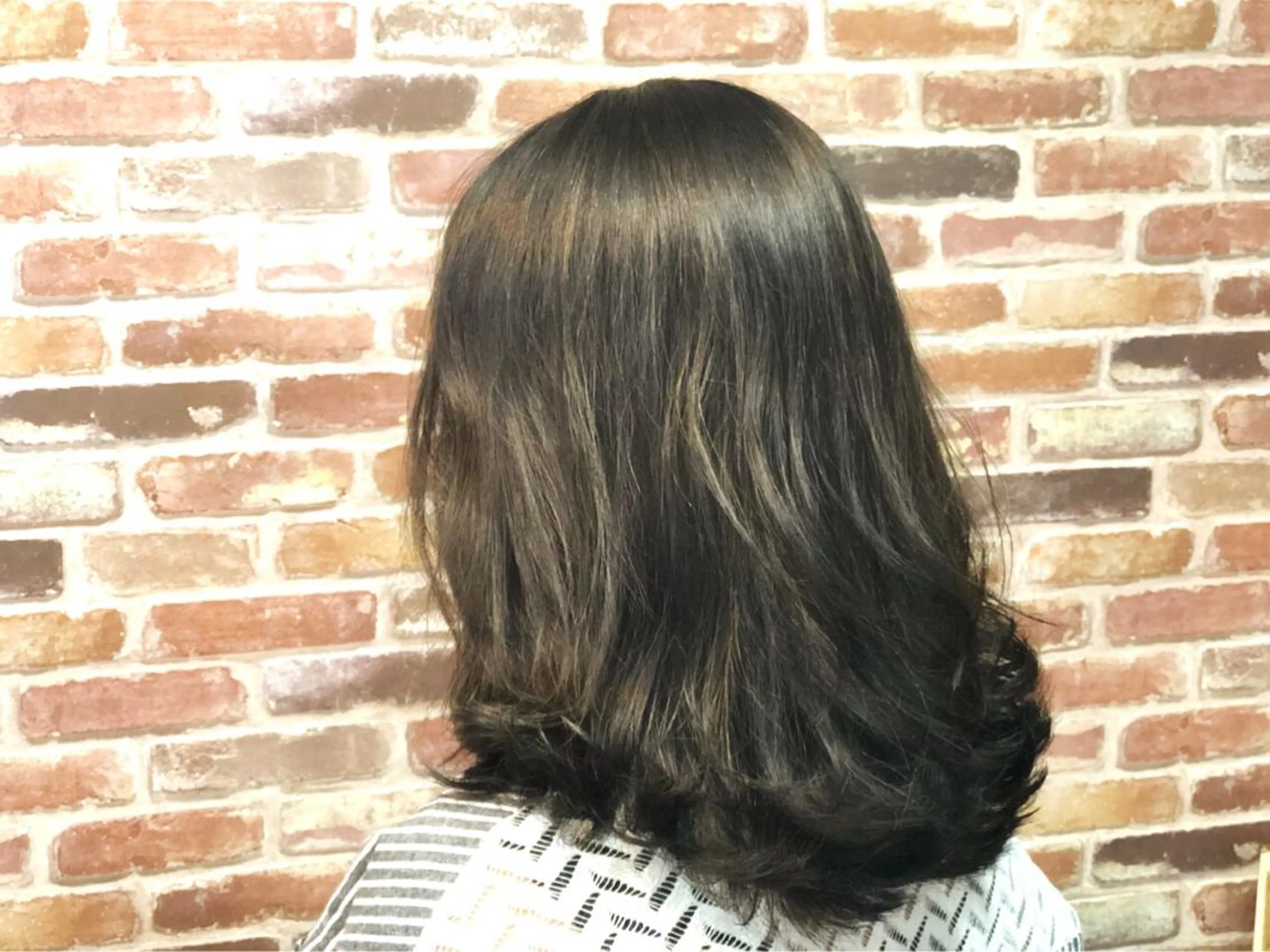 ミディアム Yu takaのヘアスタイル