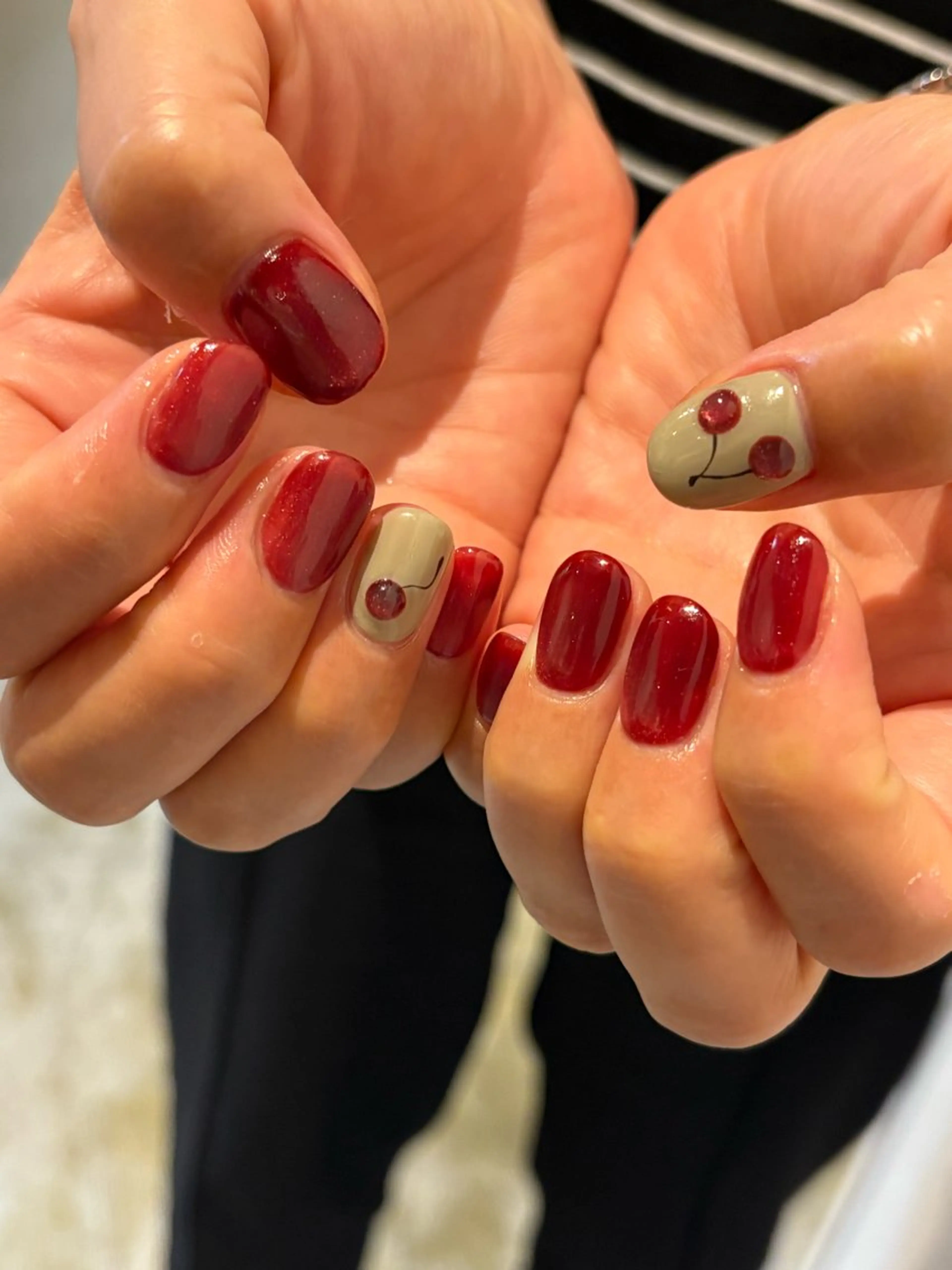 ネイル ハンドネイル FIORITURA Maikoのネイルデザイン