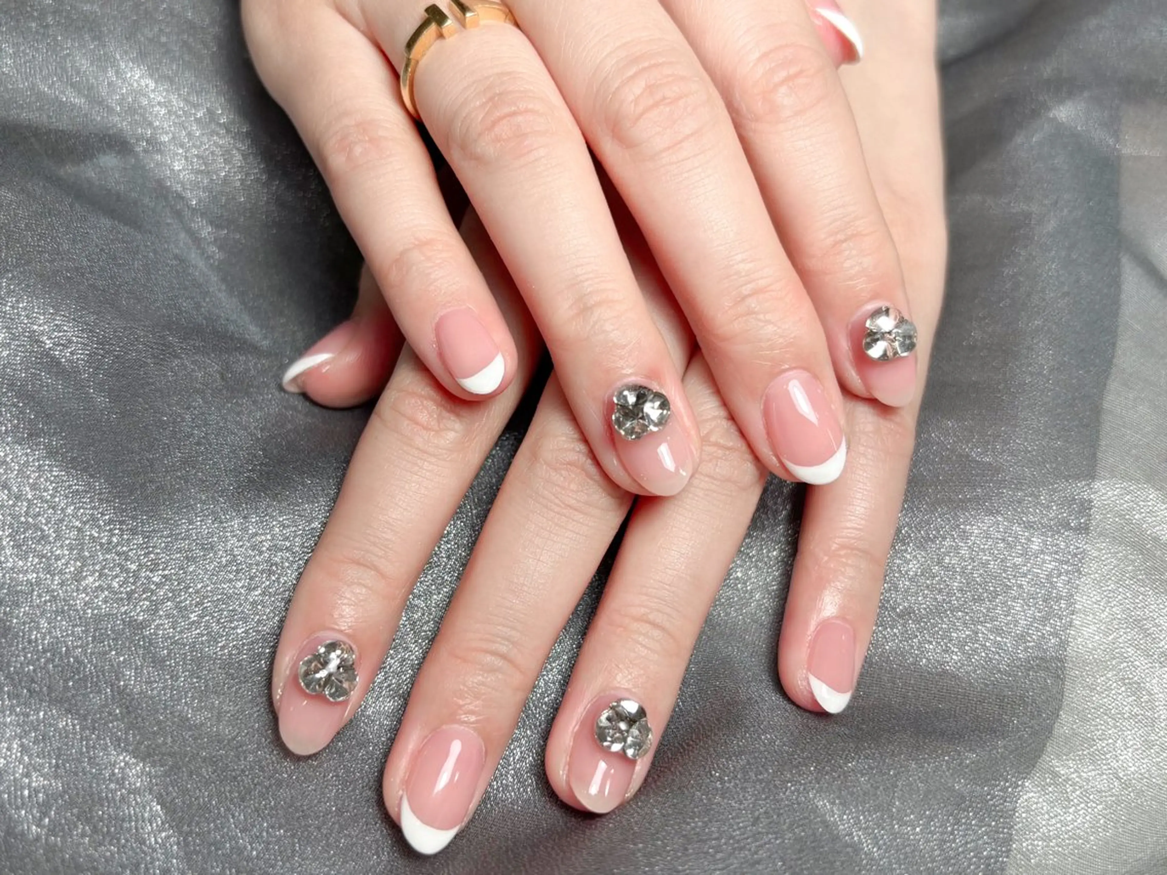 ネイル ハンドネイル ハンドケア H3 Nail Tsuki🦋💙のネイルデザイン