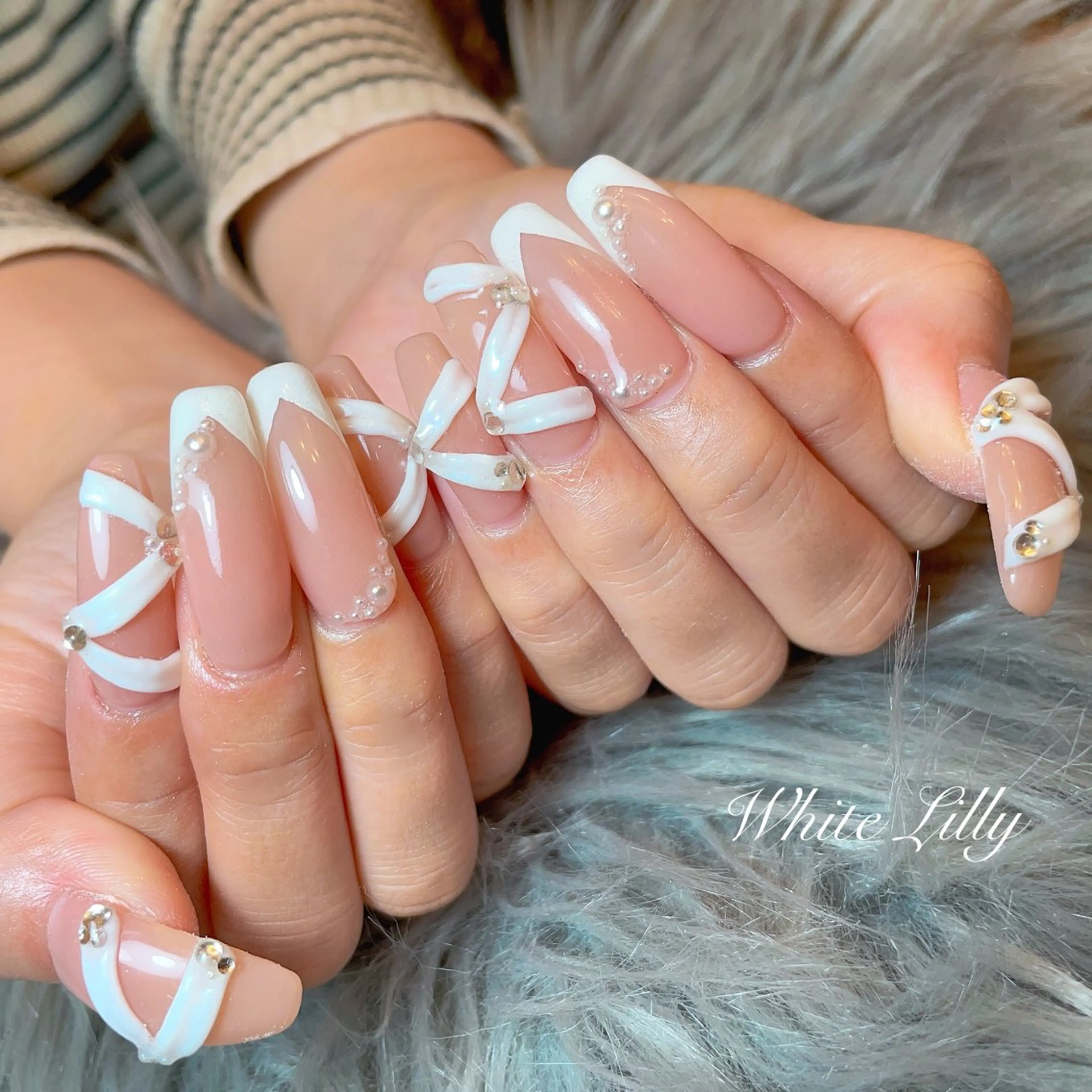 ネイル ハンドネイル White lily所属・牧田 雅世のネイルデザイン