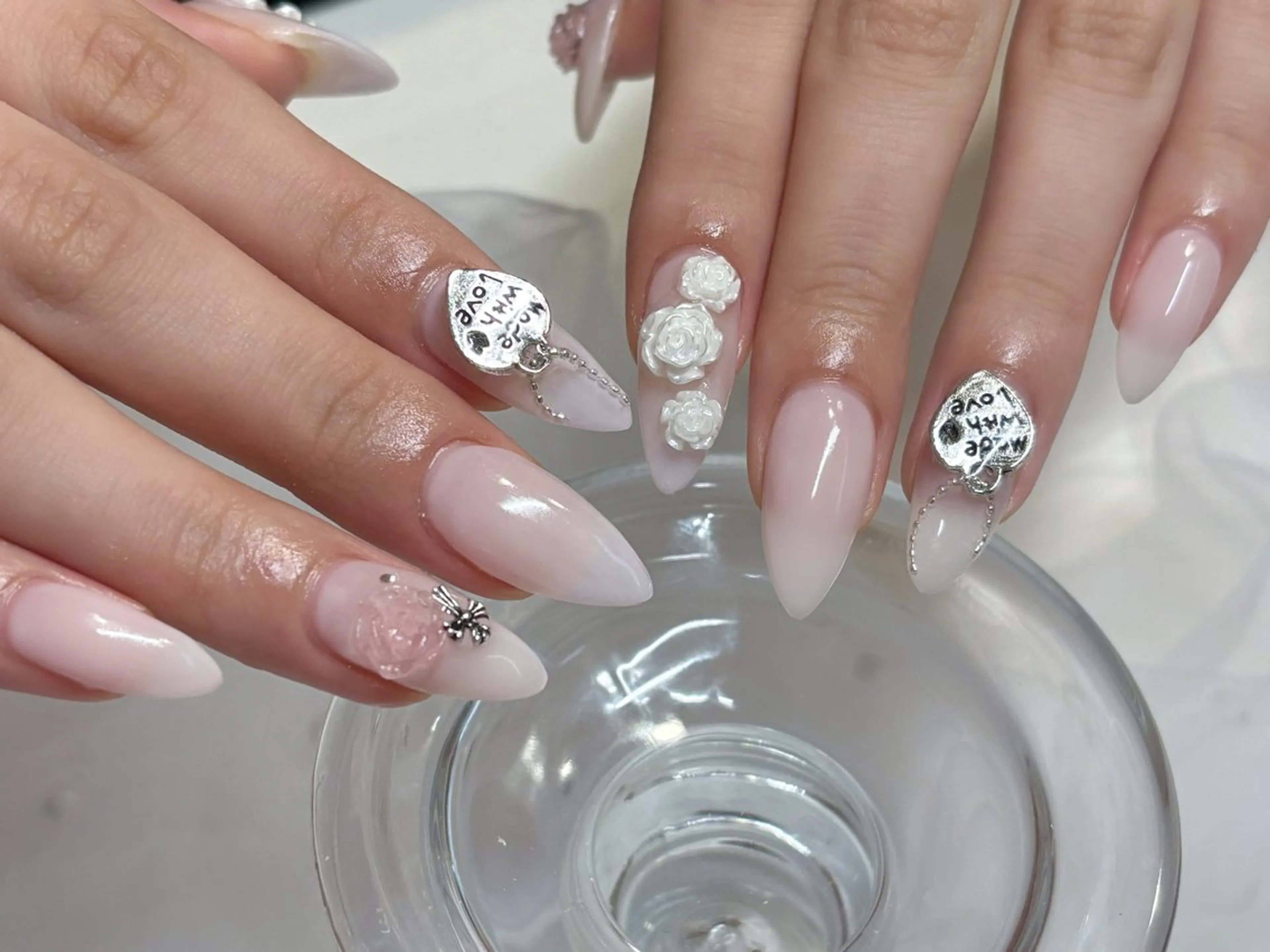 ネイル ハンドネイル ✩.*˚ kanaのネイルデザイン