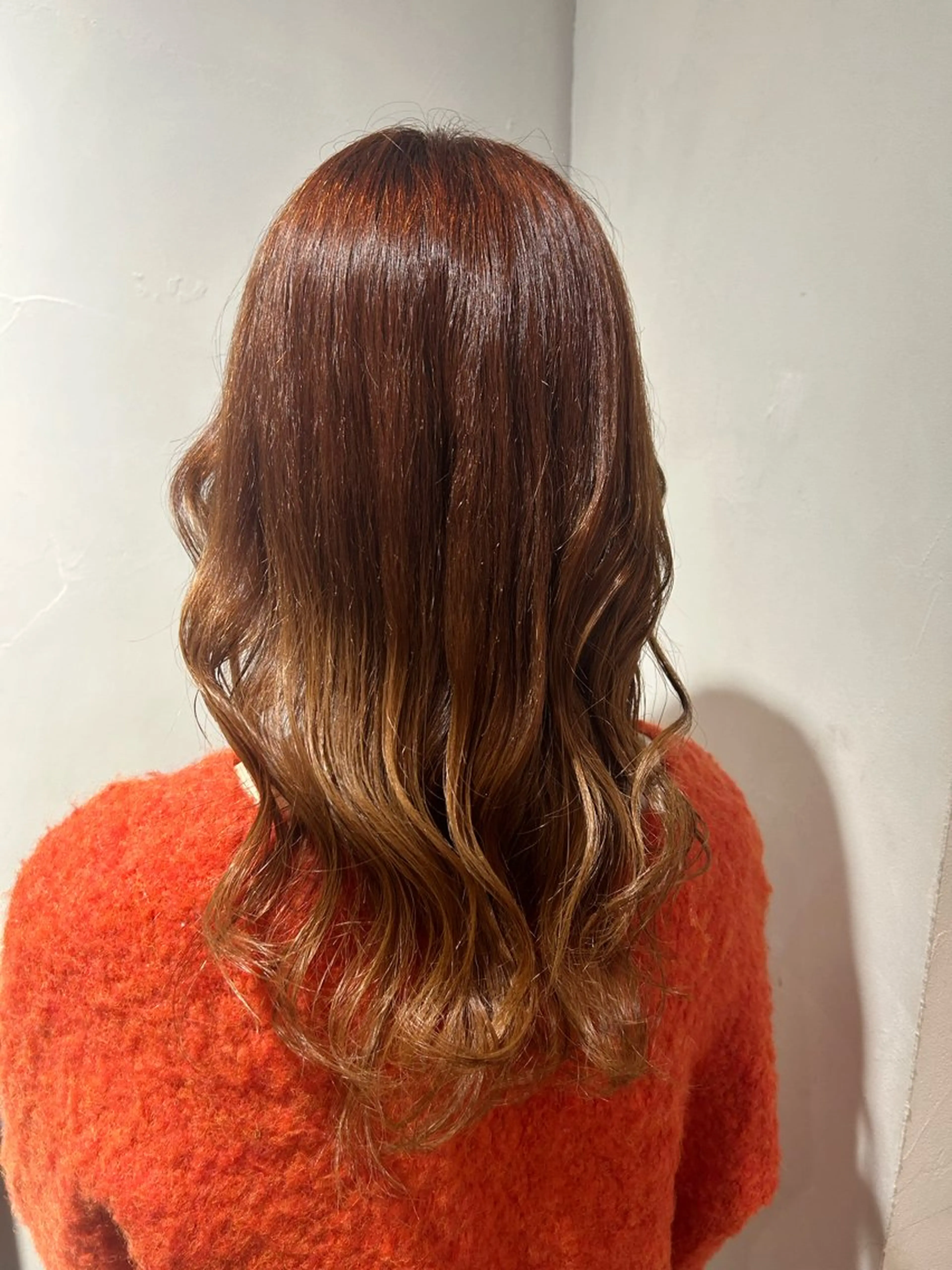 ワンブリーチ、オンカラー💙トリートメント(シャンプー込み)の写真