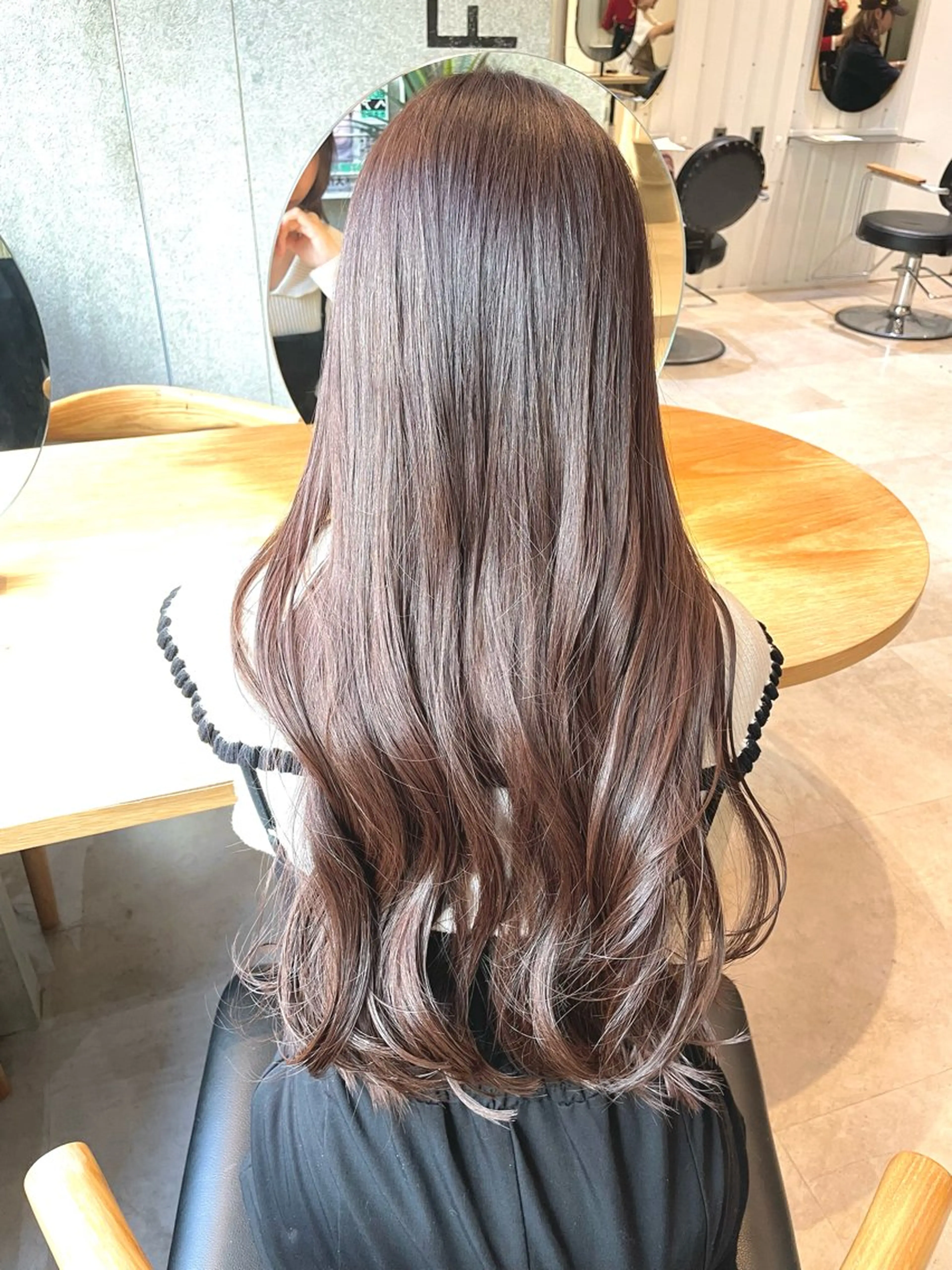 ミディアム カラー 💘韓国レイヤー上 品カラーruru💘のヘアスタイル