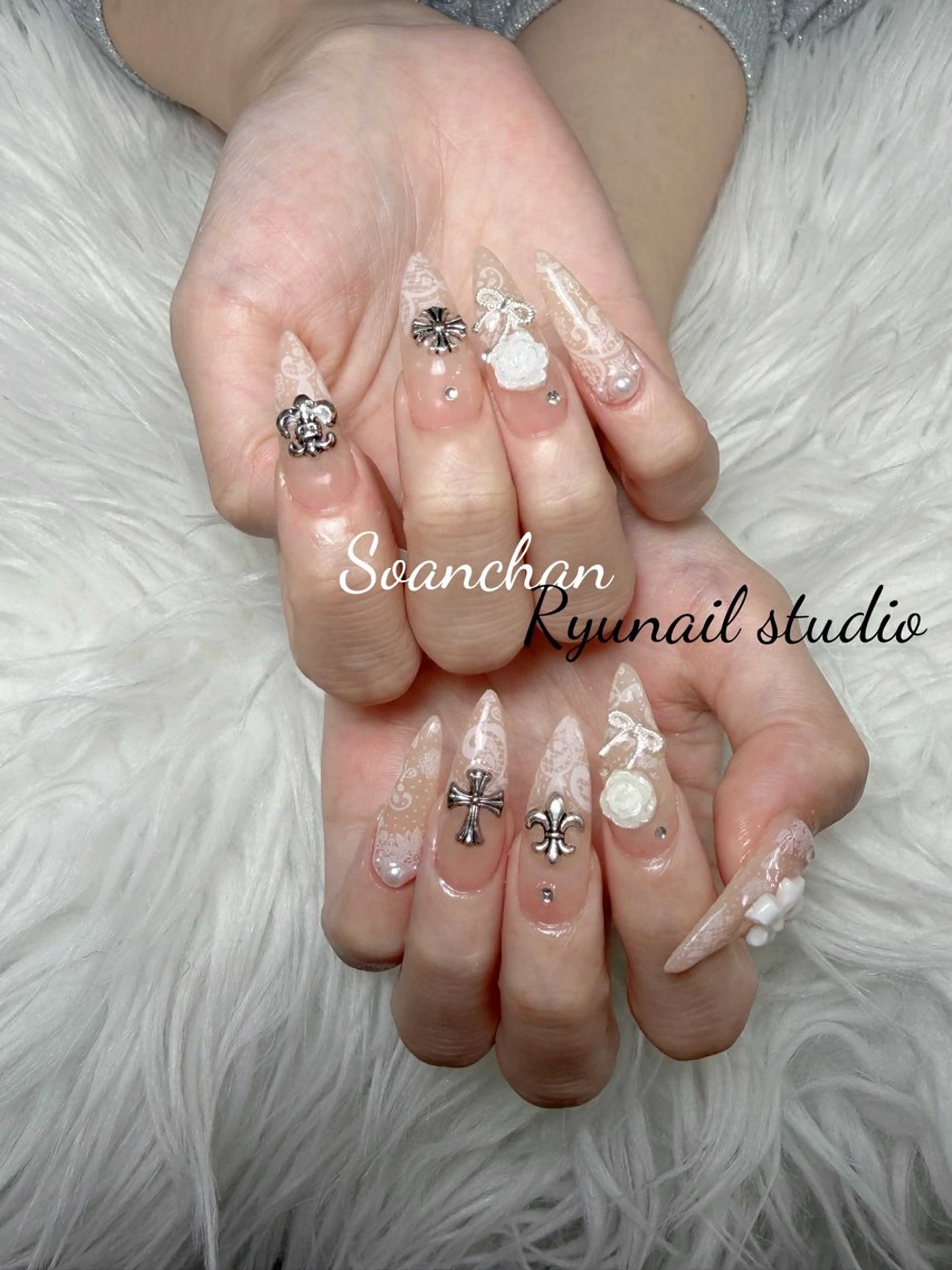 ネイル アートネイル ジェルネイル マグネットネイル ニュアンスネイル シンプルネイル ハンドネイル Ryu Nail NekoChanのネイルデザイン