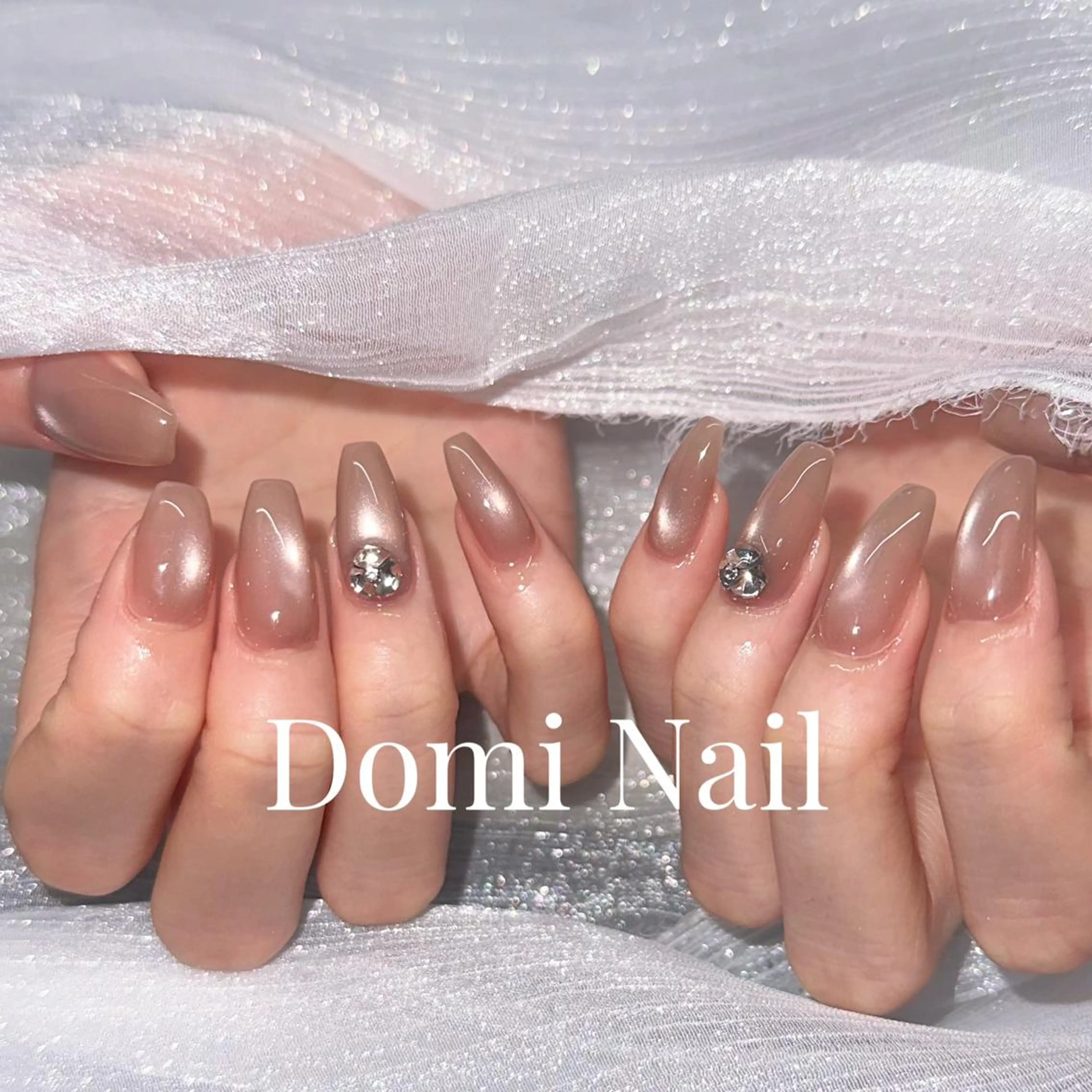 ネイル マグネットネイル マグネットワンカラー ワンカラーネイル ハンドネイル Domi Nail Salonのネイルデザイン