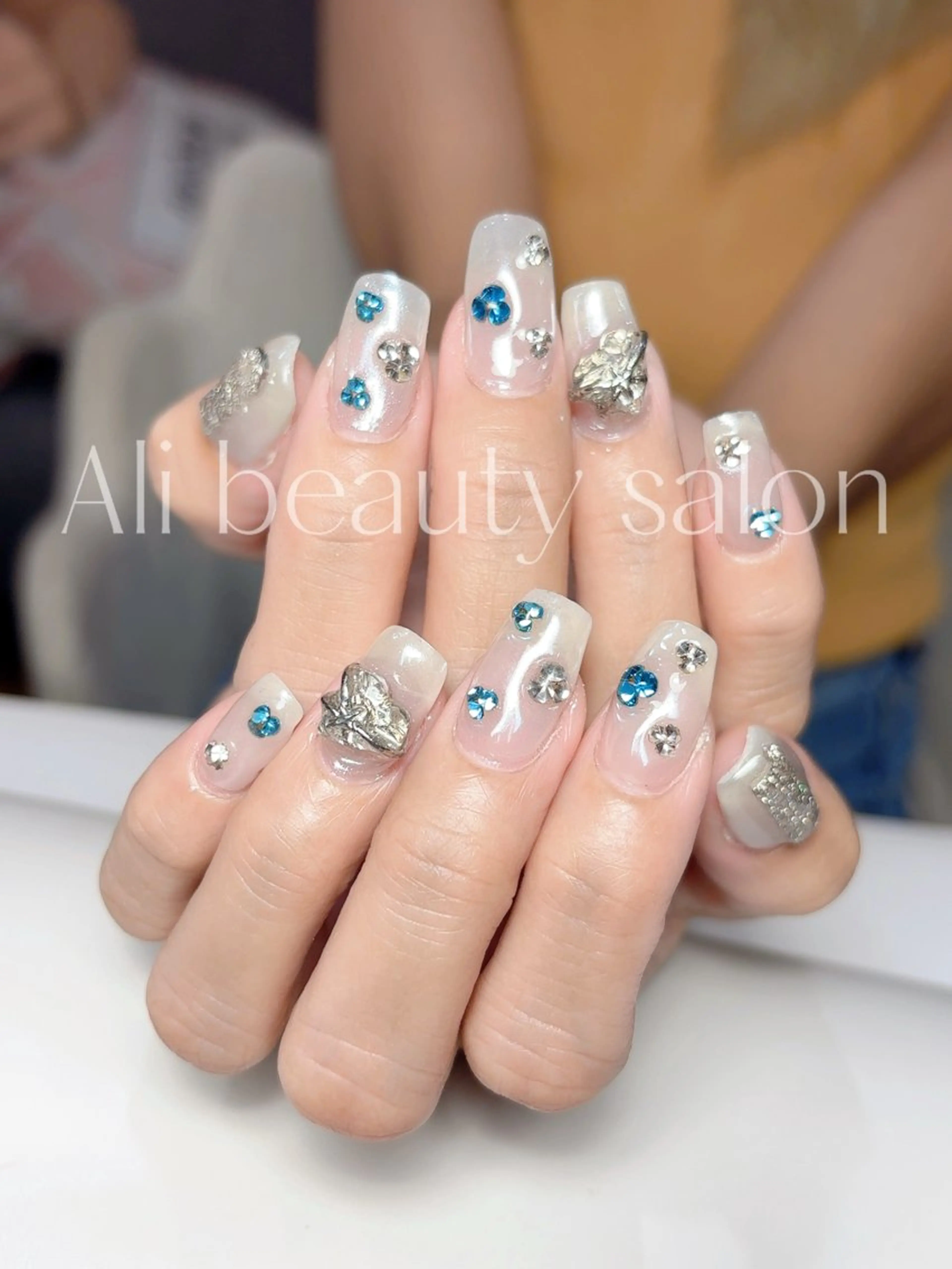 ネイル ミラーネイル 持ち込み ハンドネイル Ali 新小岩 ネイル専門のネイルデザイン