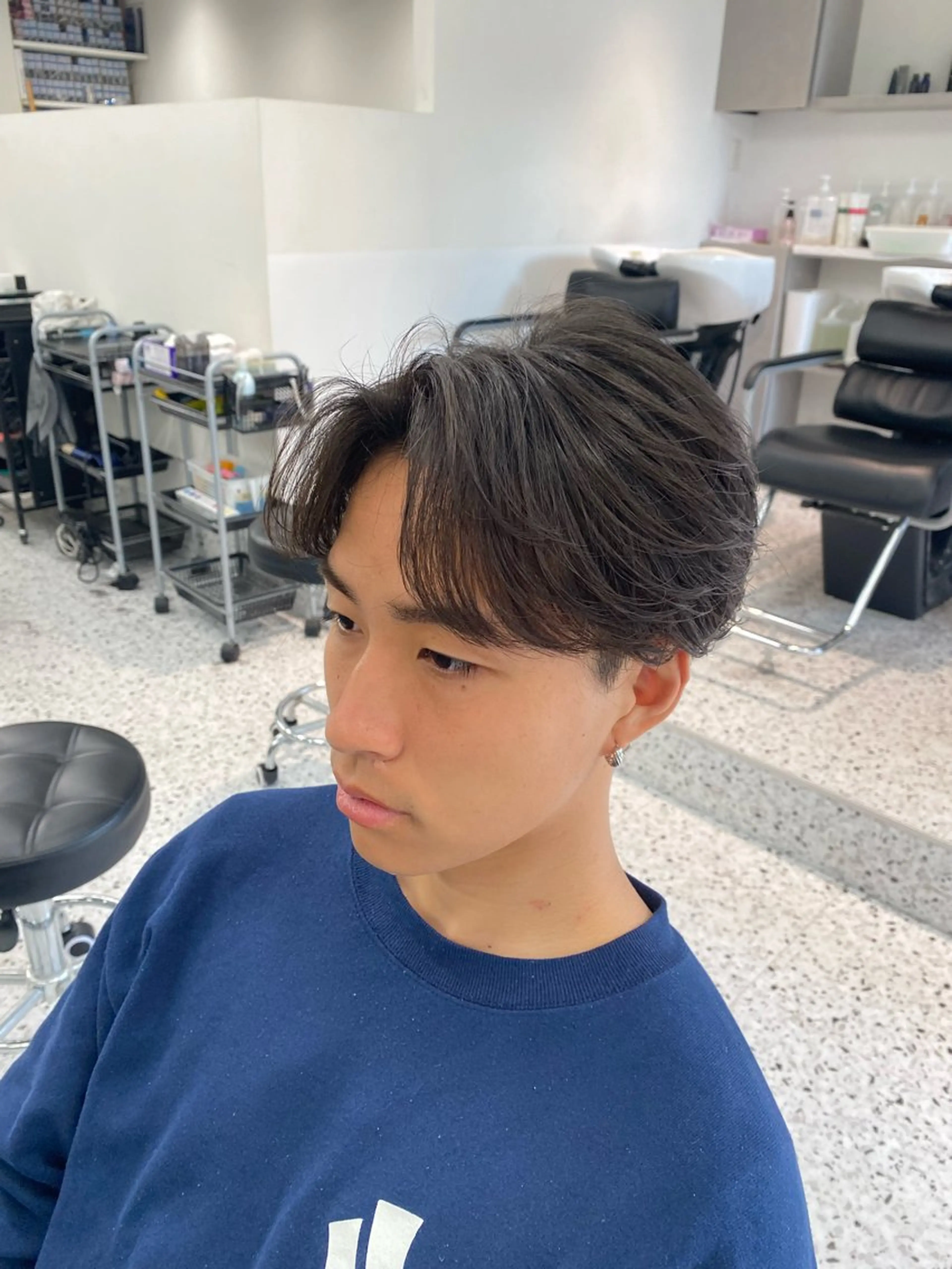 ショート カラー パーマ ✨️メンズ特化波巻き ツイスパ✨️松本真生のヘアスタイル