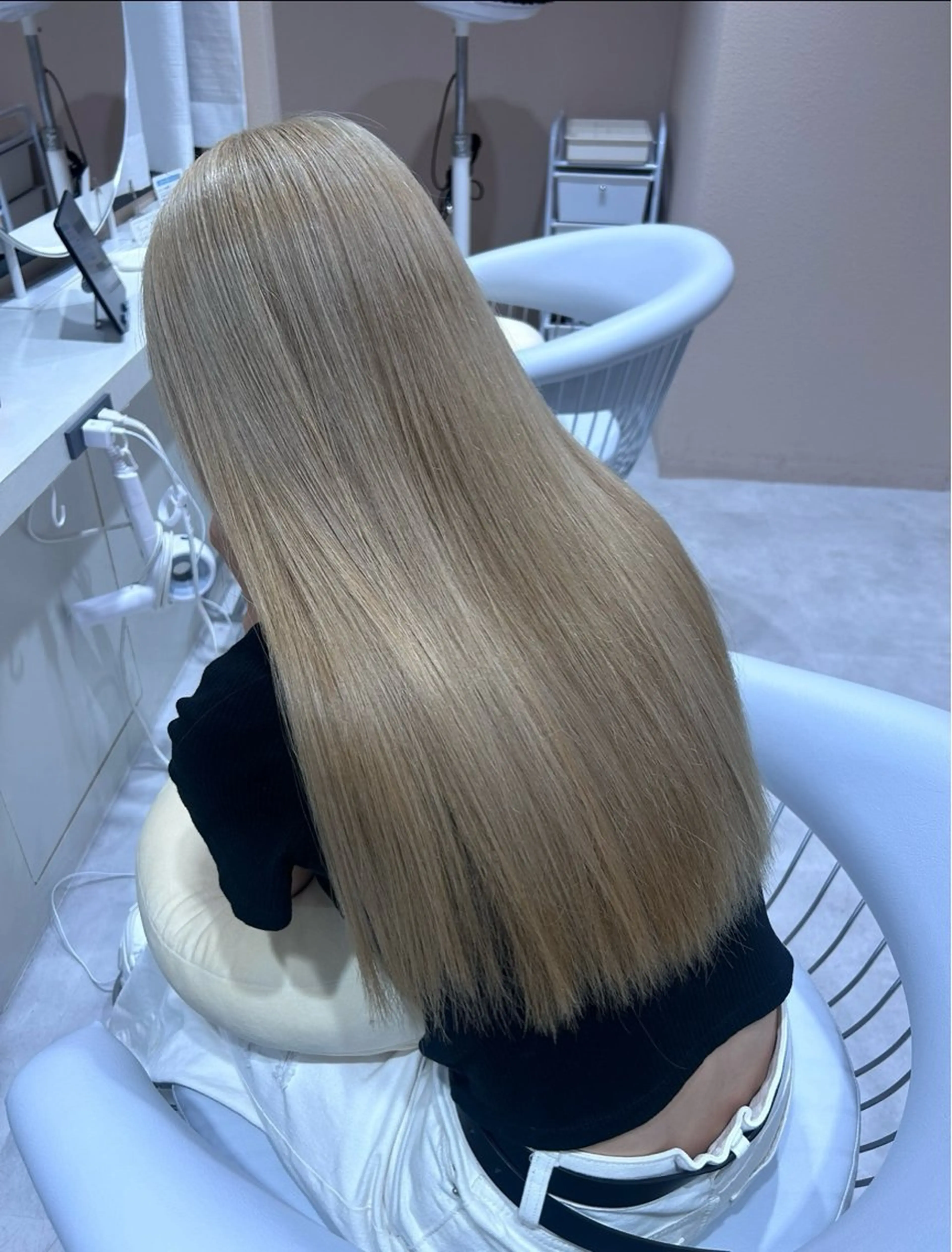 ロング カラー ブリーチ 🌟似合わせカット No.1🌟ホノのヘアスタイル