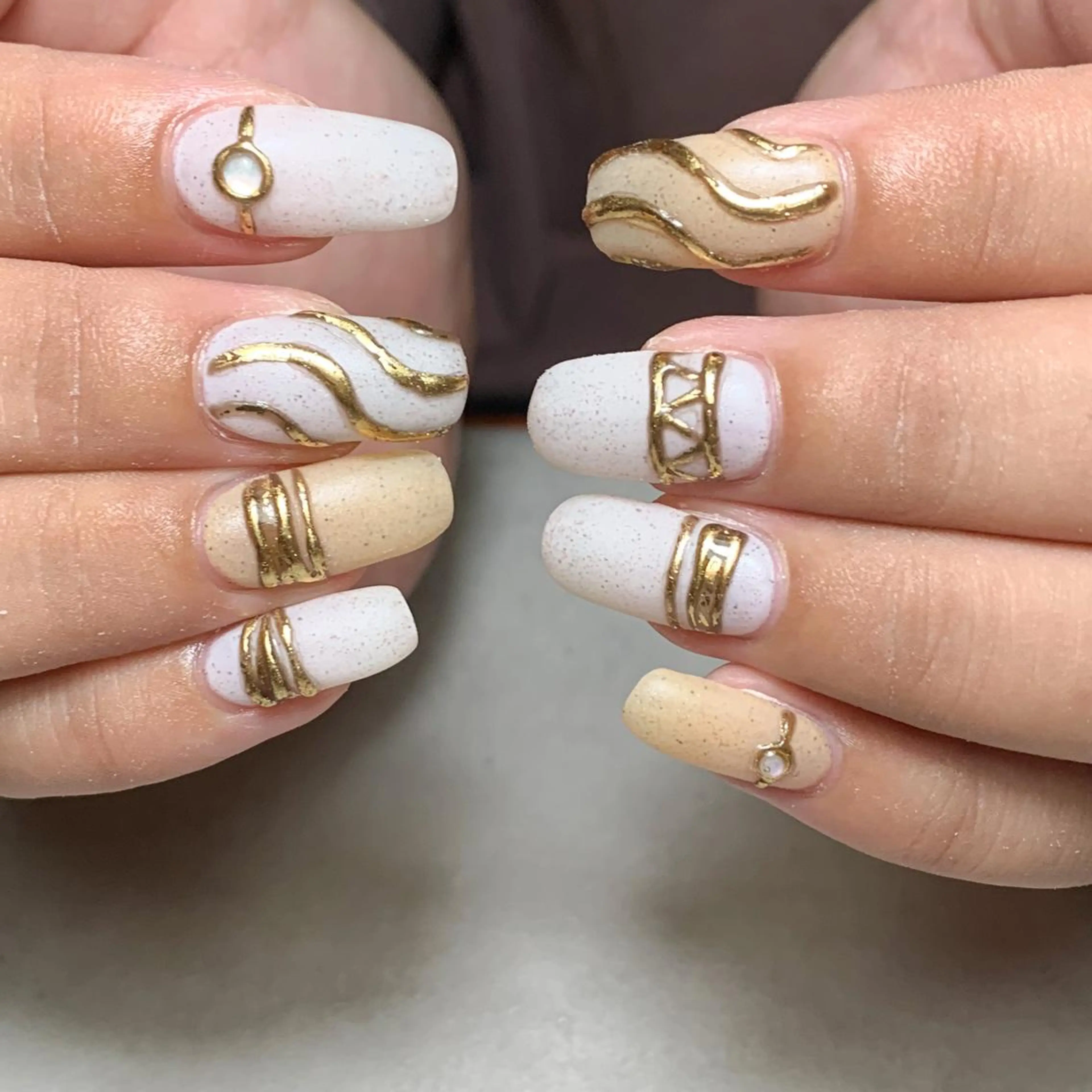 ネイル ハンドネイル FIORITURA aiのネイルデザイン