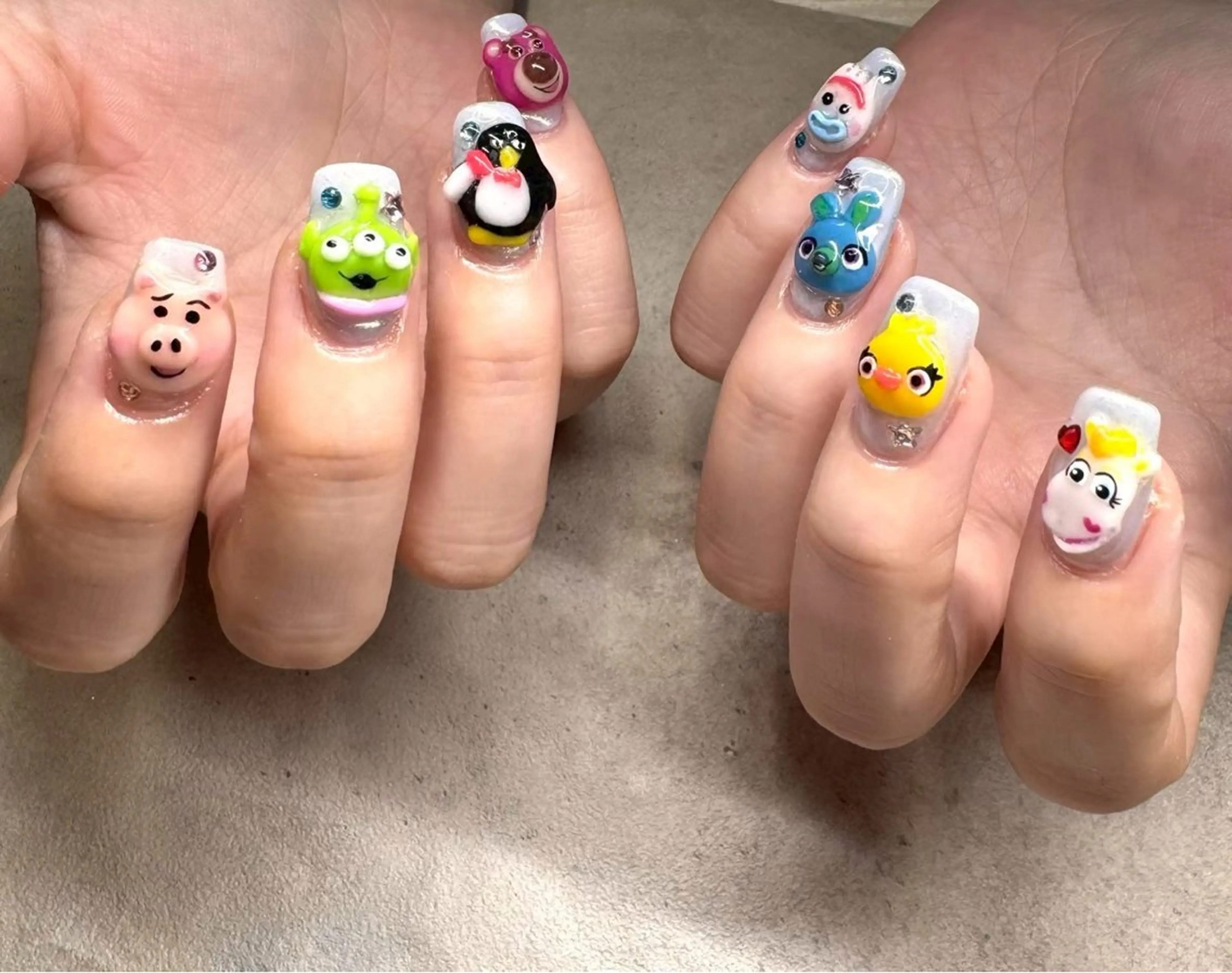 ネイル Nailsalon Calmeのネイルデザイン