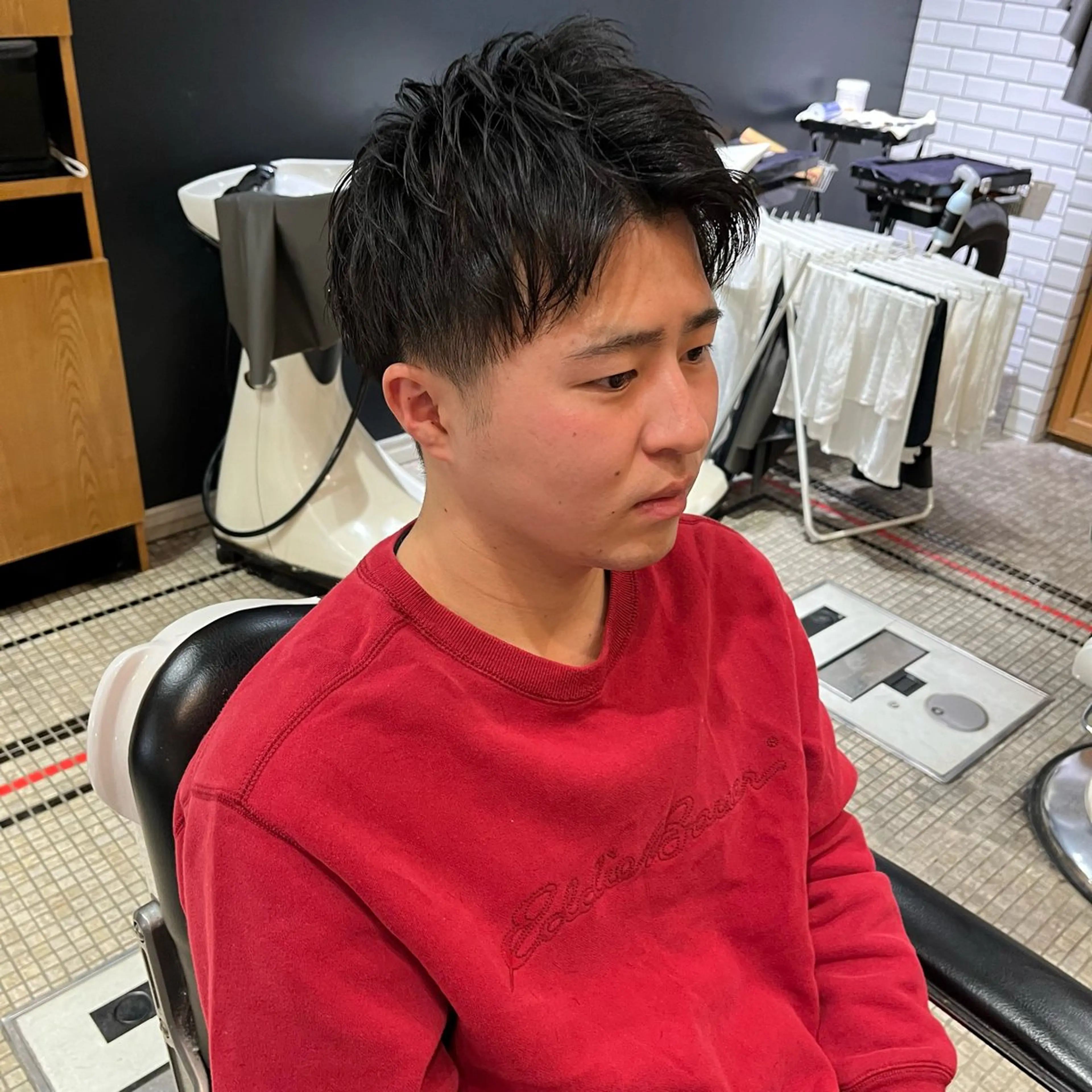 ショート メンズ アップバング カット 冨松 真也のヘアスタイル