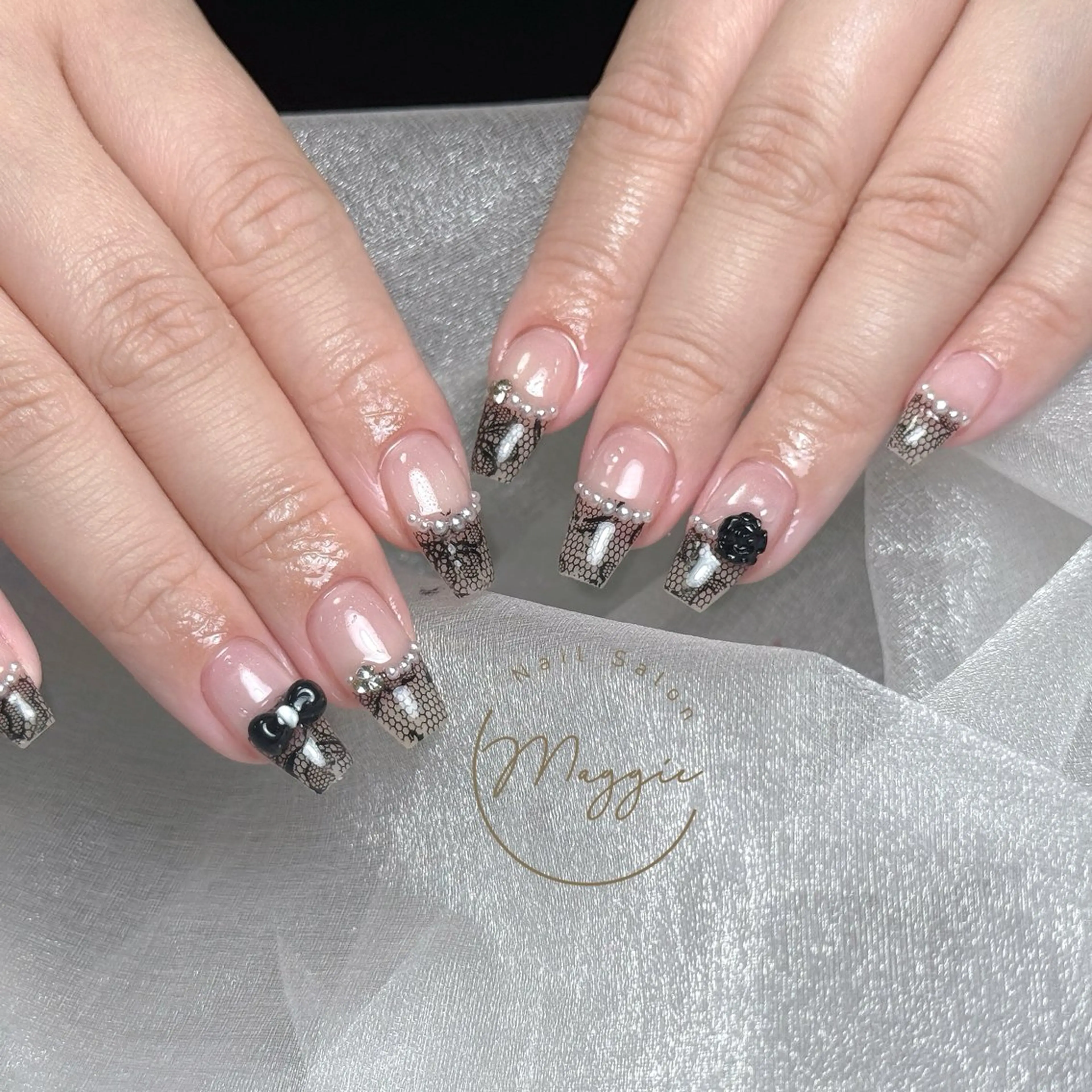 ネイル Maggie Nail🦩のネイルデザイン