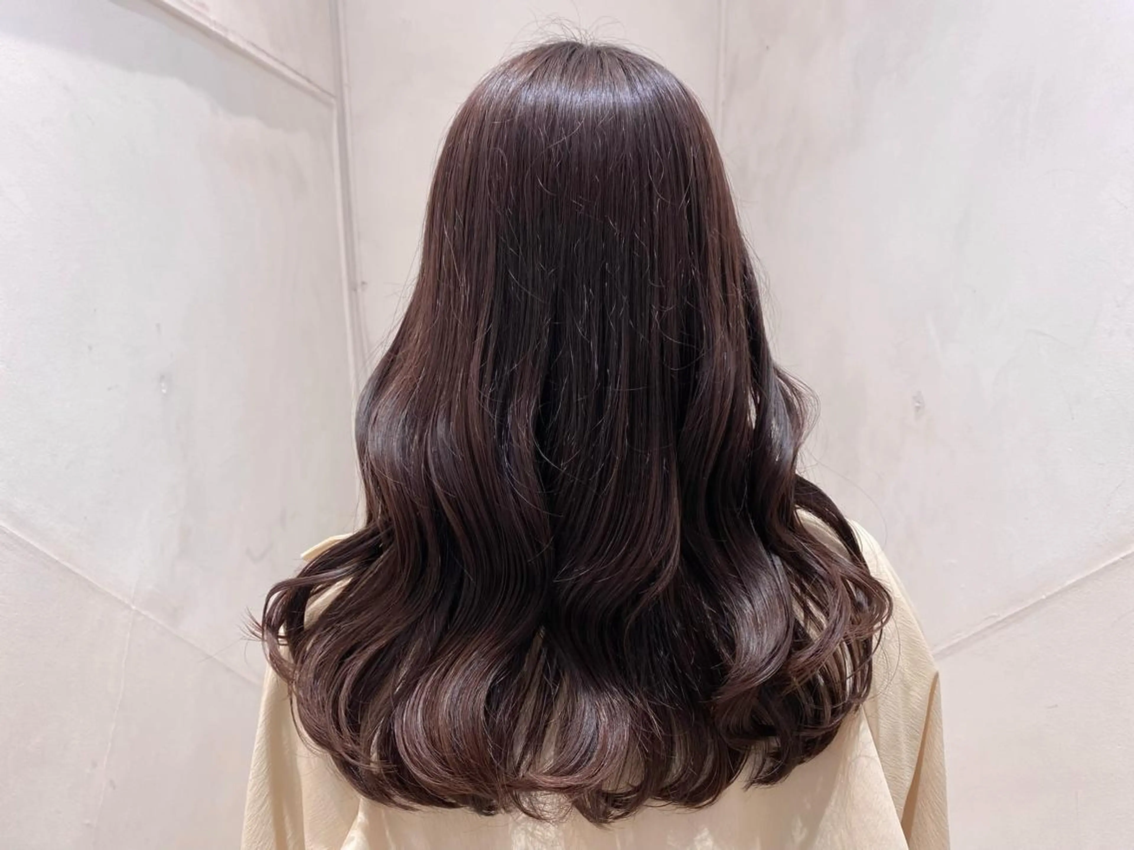 ロング カラー ラベンダーカラー ラベンダーピンク ピンクカラー ✨くびれスタイル✨️ 戸嶋穂乃香のヘアスタイル