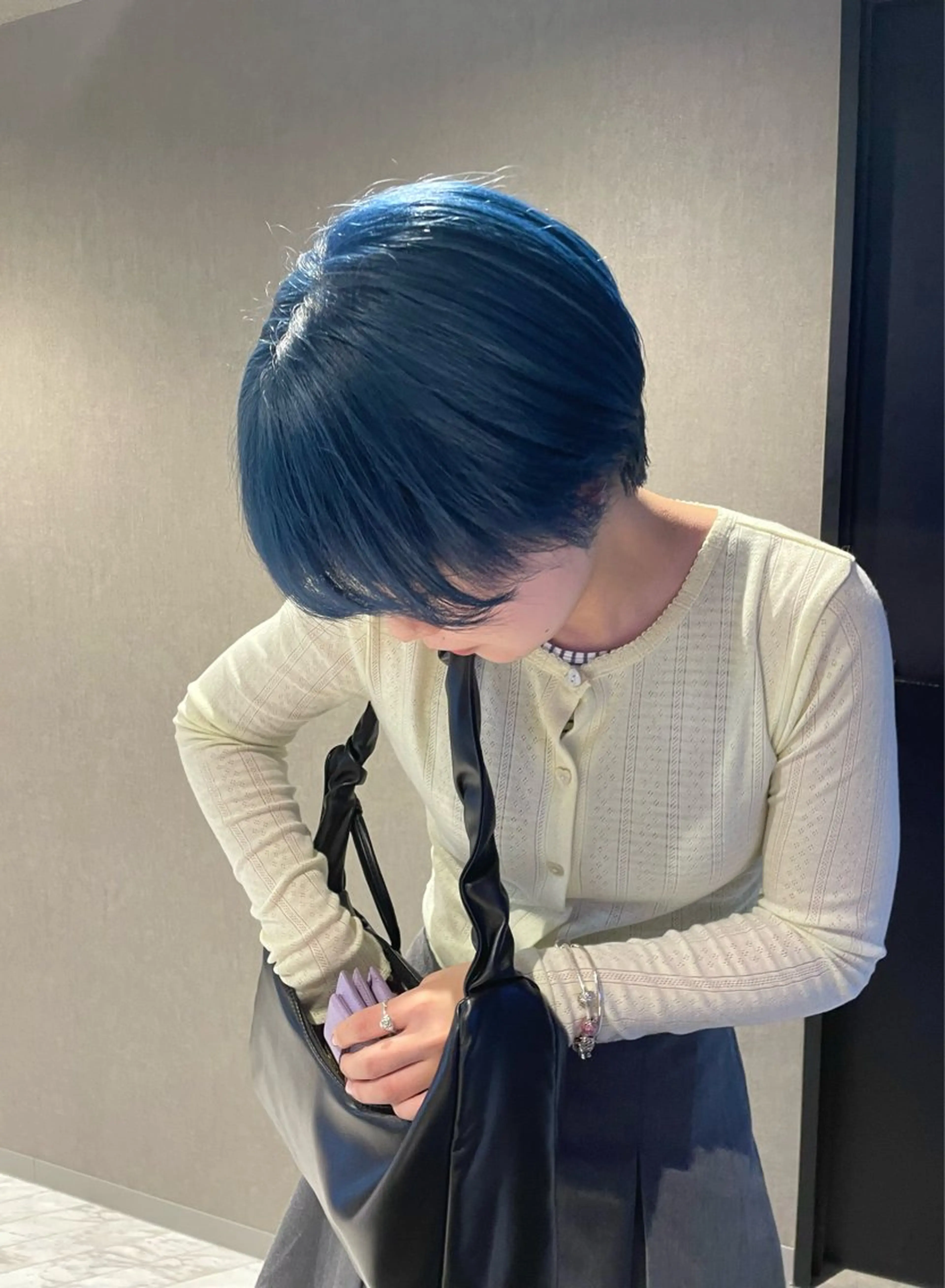 ショート カラー ブリーチ ブルーカラー ヘアカラー トリートメント さと ちはるのヘアスタイル
